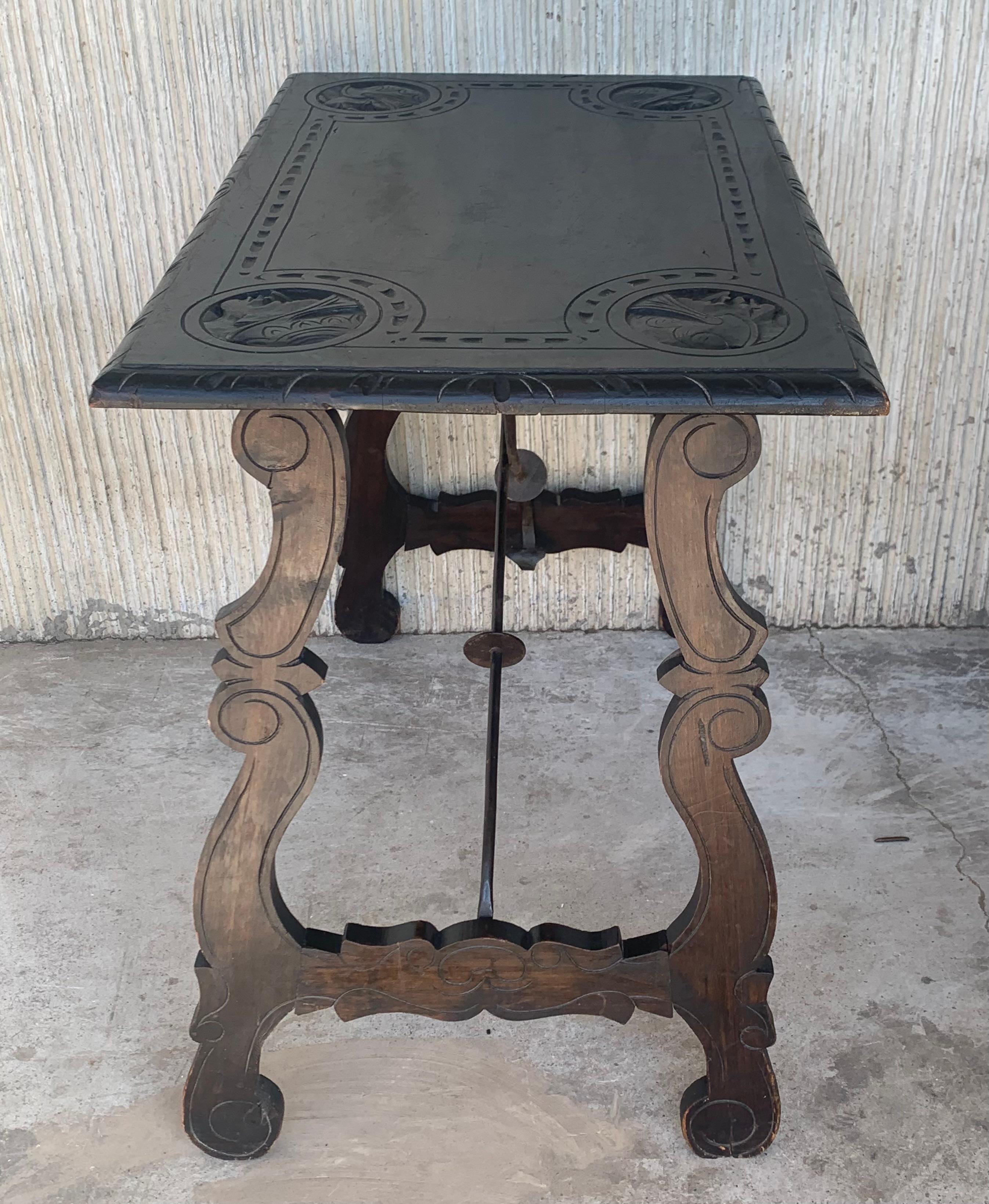 19th Century Spanish Baroque Side Table with Carved Top & Legs & Iron Stretchers For Sale 3