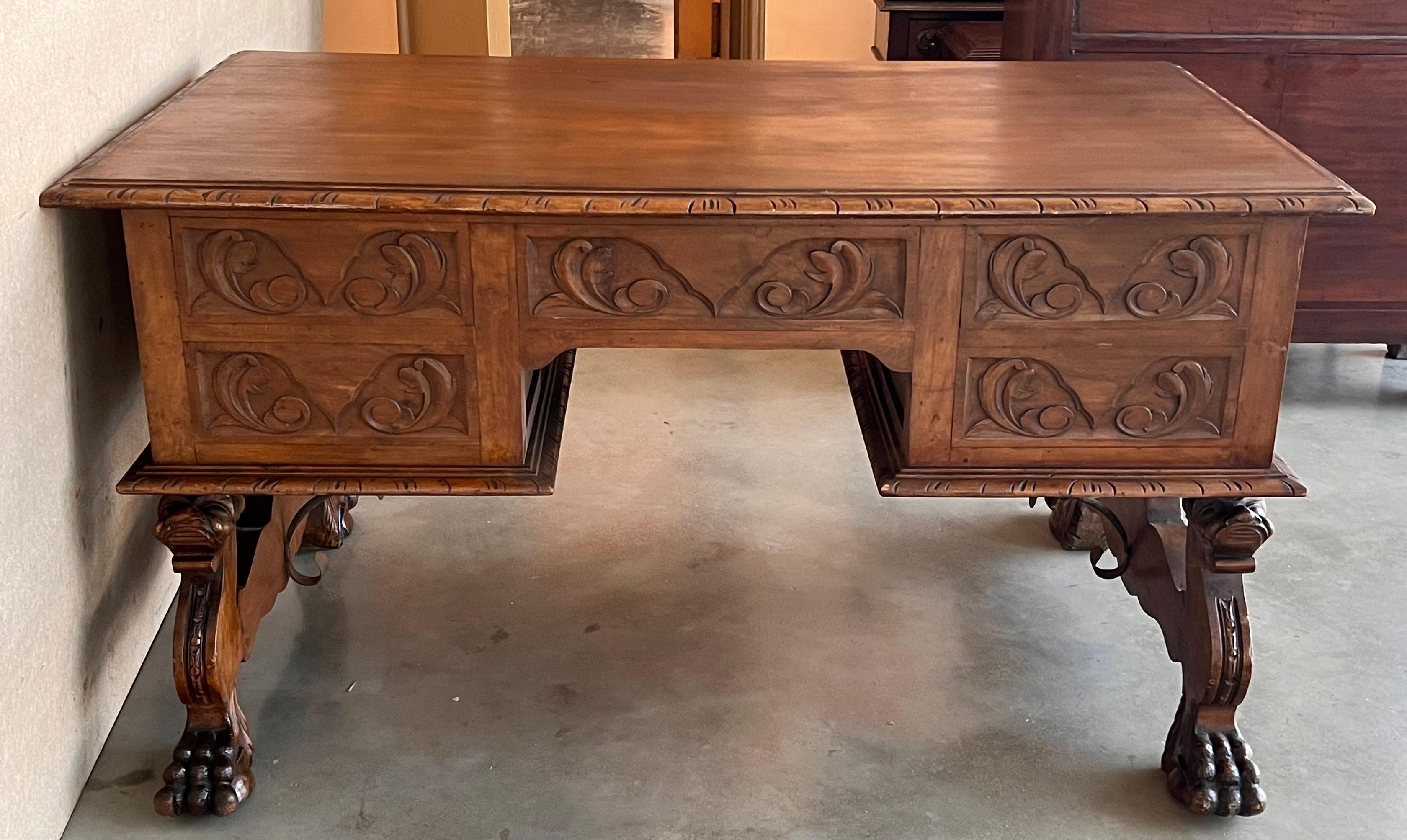 19th Century Spanish Baroque Style Oak Library Table or Desk 7