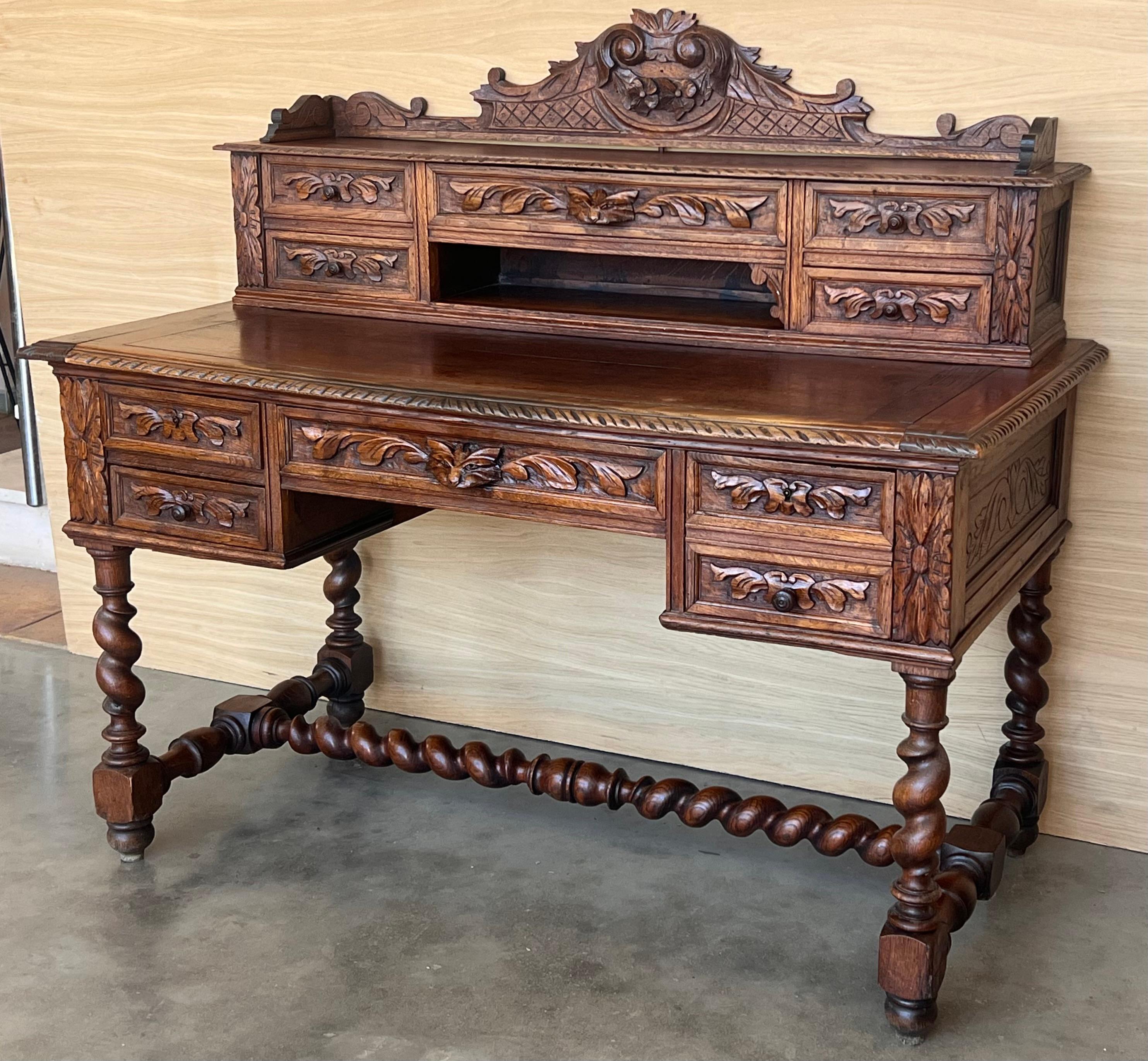 19. Jahrhundert Spanisch Barock Stil Eiche Bibliothek Tisch oder Schreibtisch (Eichenholz) im Angebot