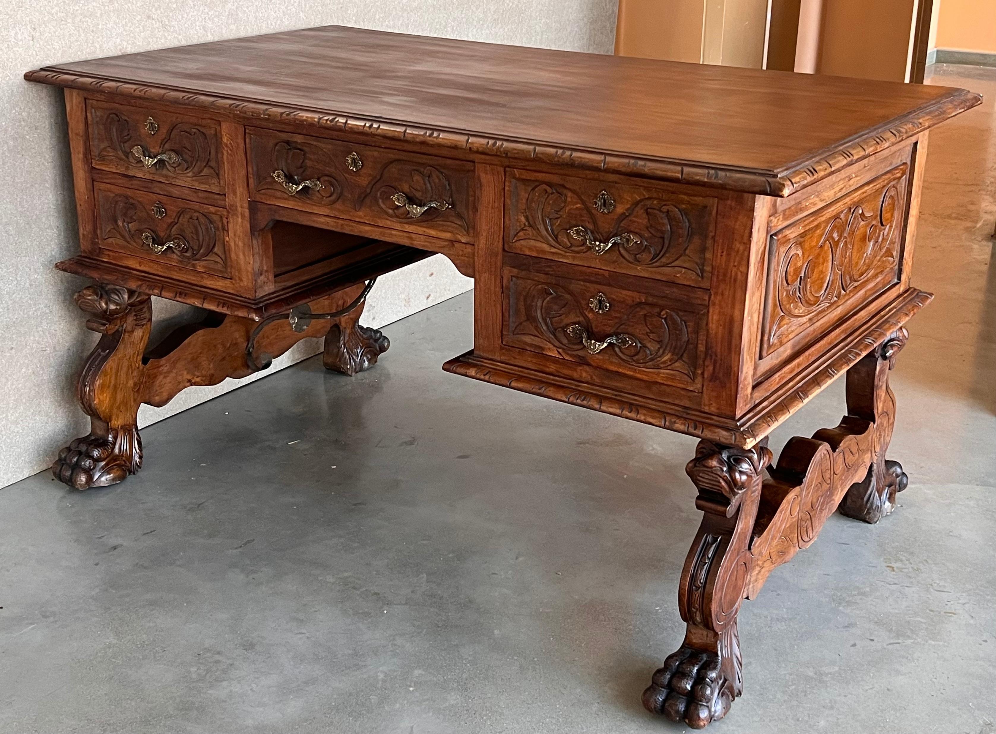 19th Century Spanish Baroque Style Oak Library Table or Desk 2