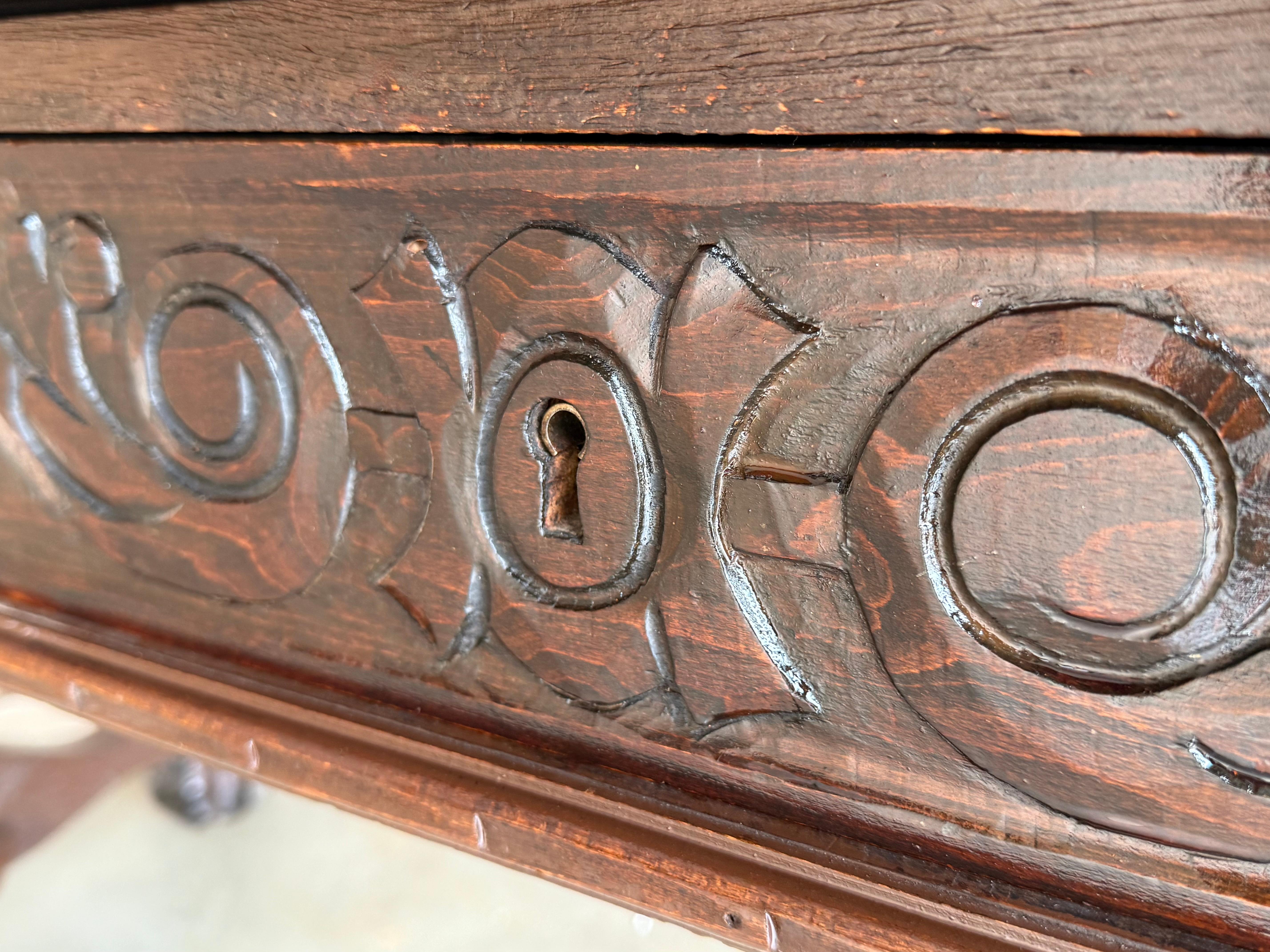 19th Century Spanish Baroque Style Oak Library Table or Desk, Two Faces en vente 7