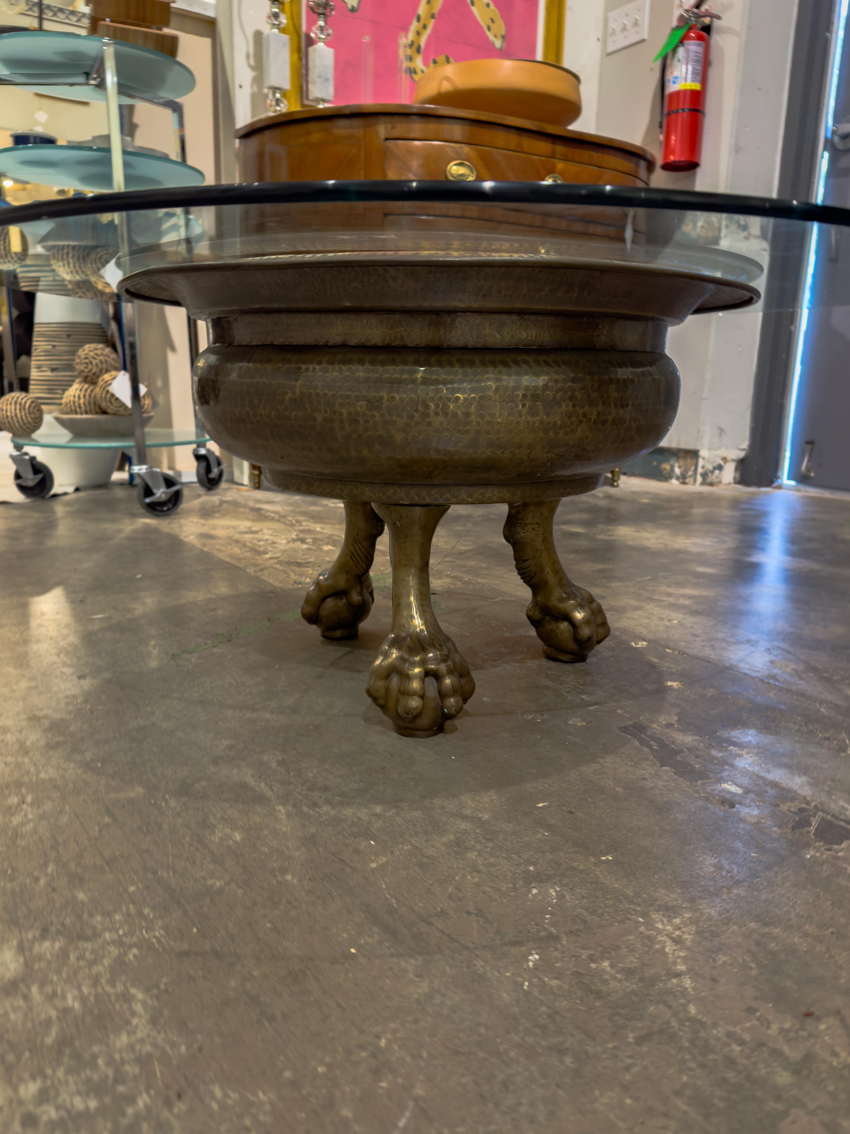 19th Century Spanish Brass Ball and Clawfoot Brazier / Table with Glass Top For Sale 9