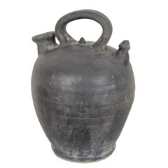Pichet à eau ou cruche espagnole en argile noire du 19ème siècle de Verdu