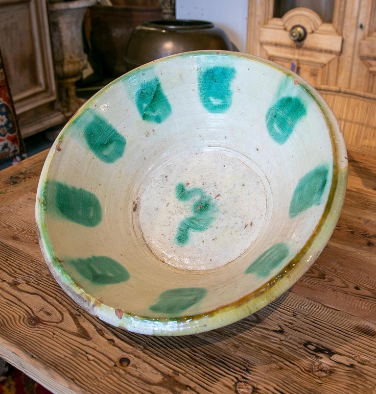 19th Century Spanish Ceramic Basin hand painted and Glazed in Green