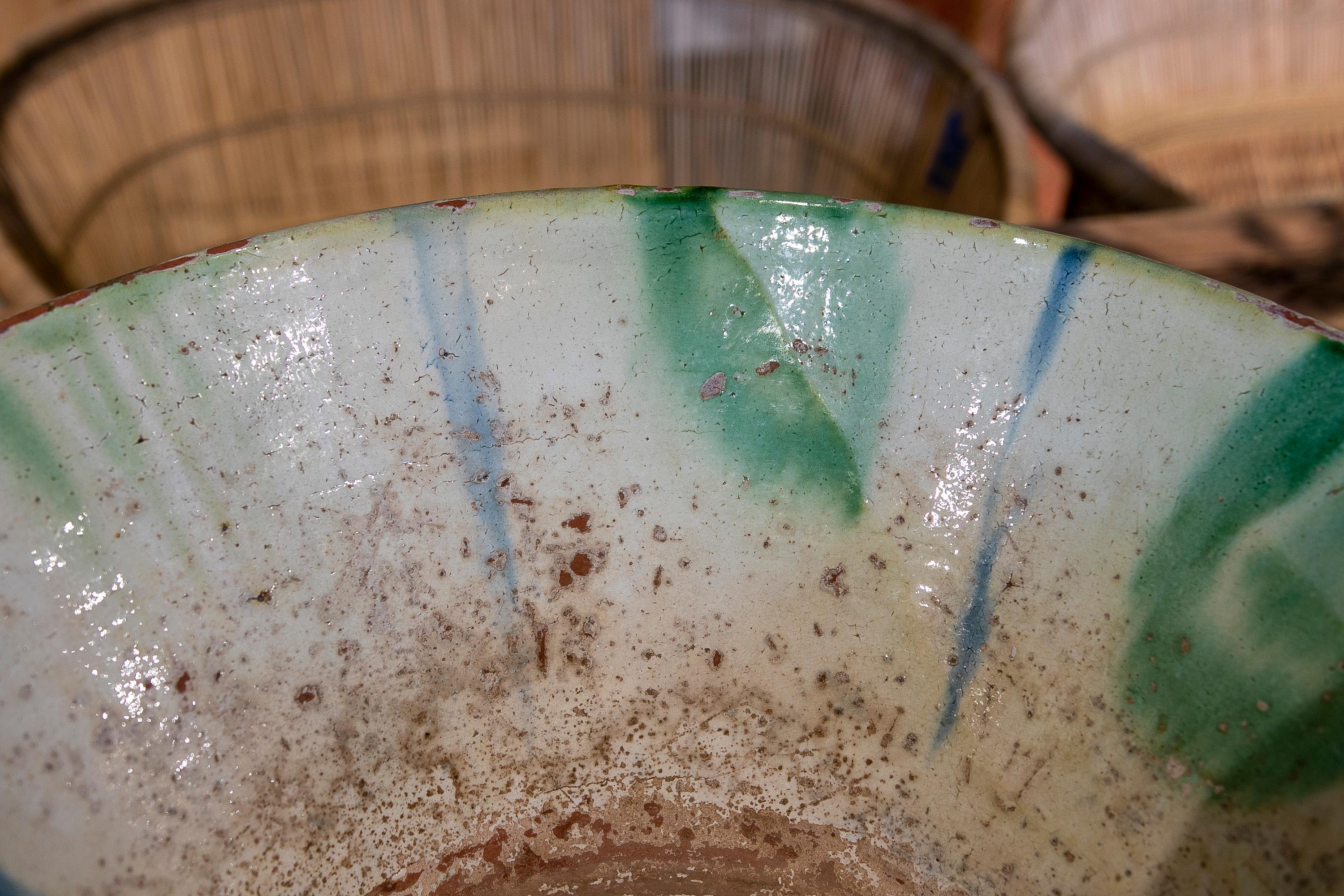 19th Century Spanish Ceramic Basin hand painted and Glazed in Green Tones 4