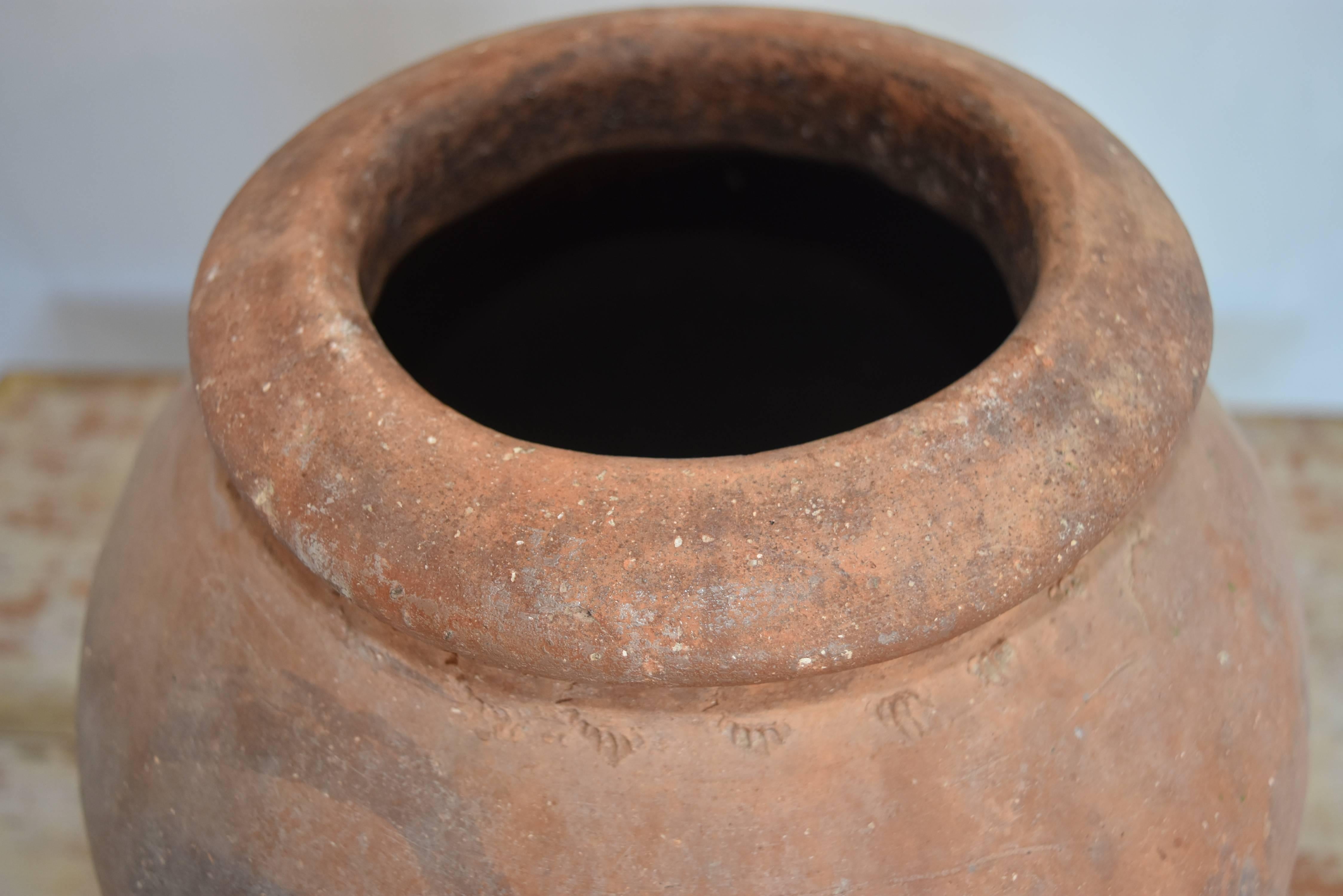 19th Century Spanish Ceramic Jar from Andalusia In Good Condition In Houston, TX