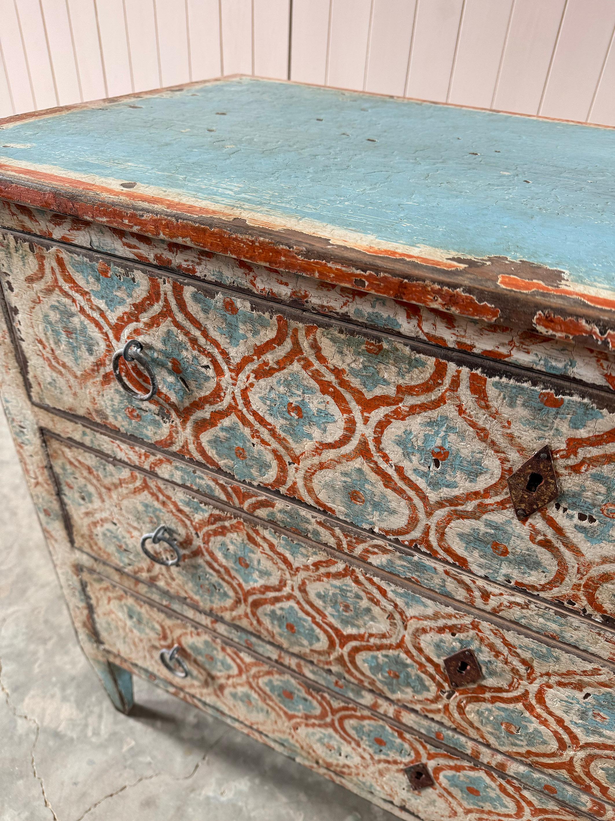 19th Century Spanish Chest of Drawers In Good Condition In Cirencester, GB