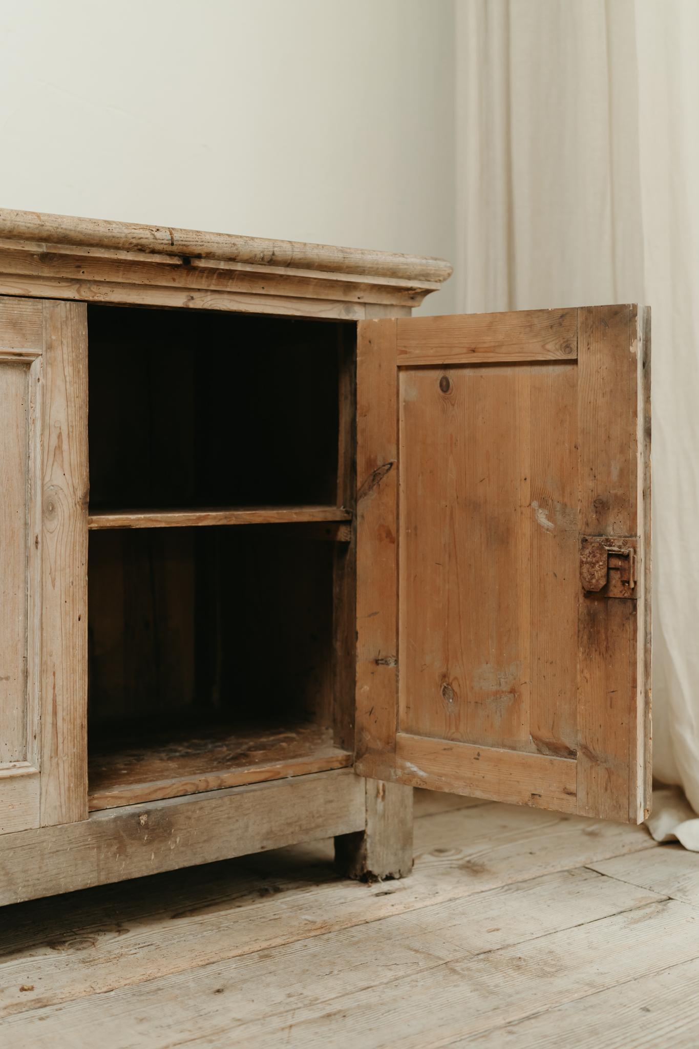 19th century Spanish chestnut enfilade/buffet ... 7
