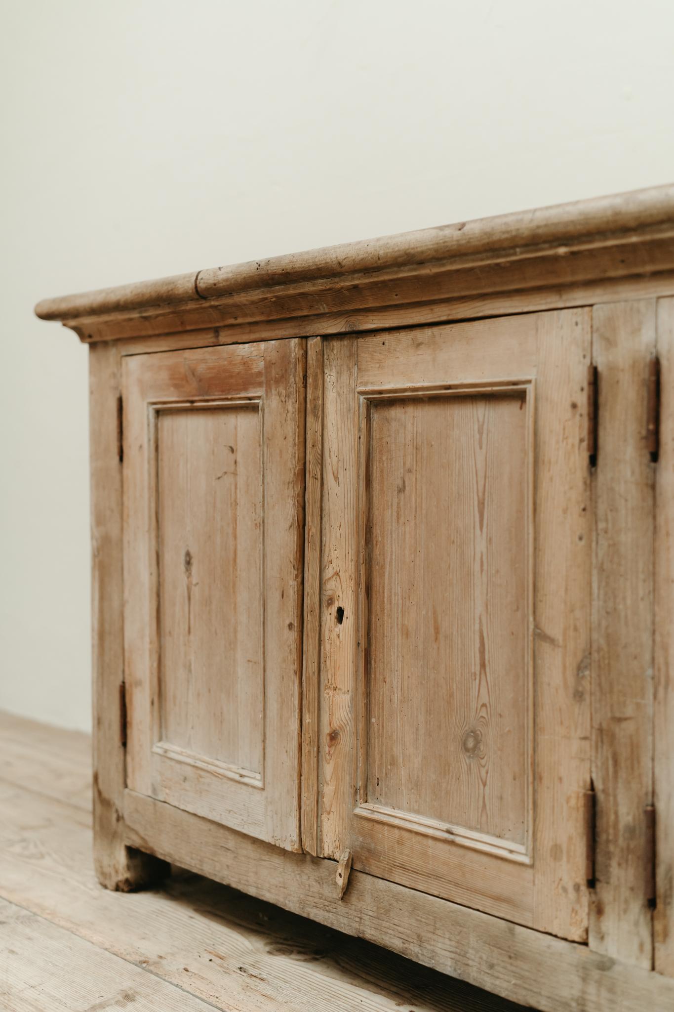 19th century Spanish chestnut enfilade/buffet ... 8