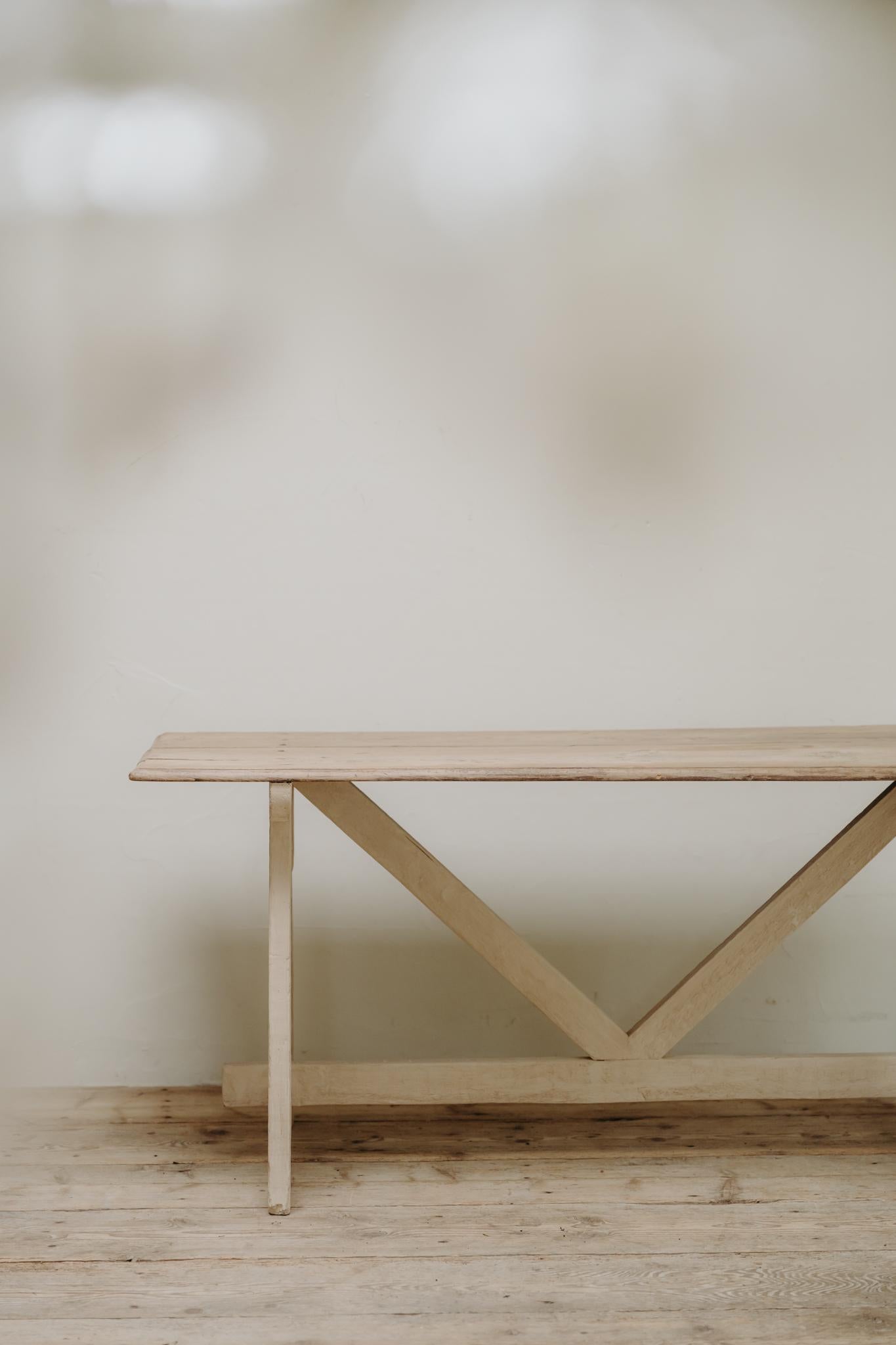 Tavolo in castagno spagnolo del XIX secolo . in vendita 4