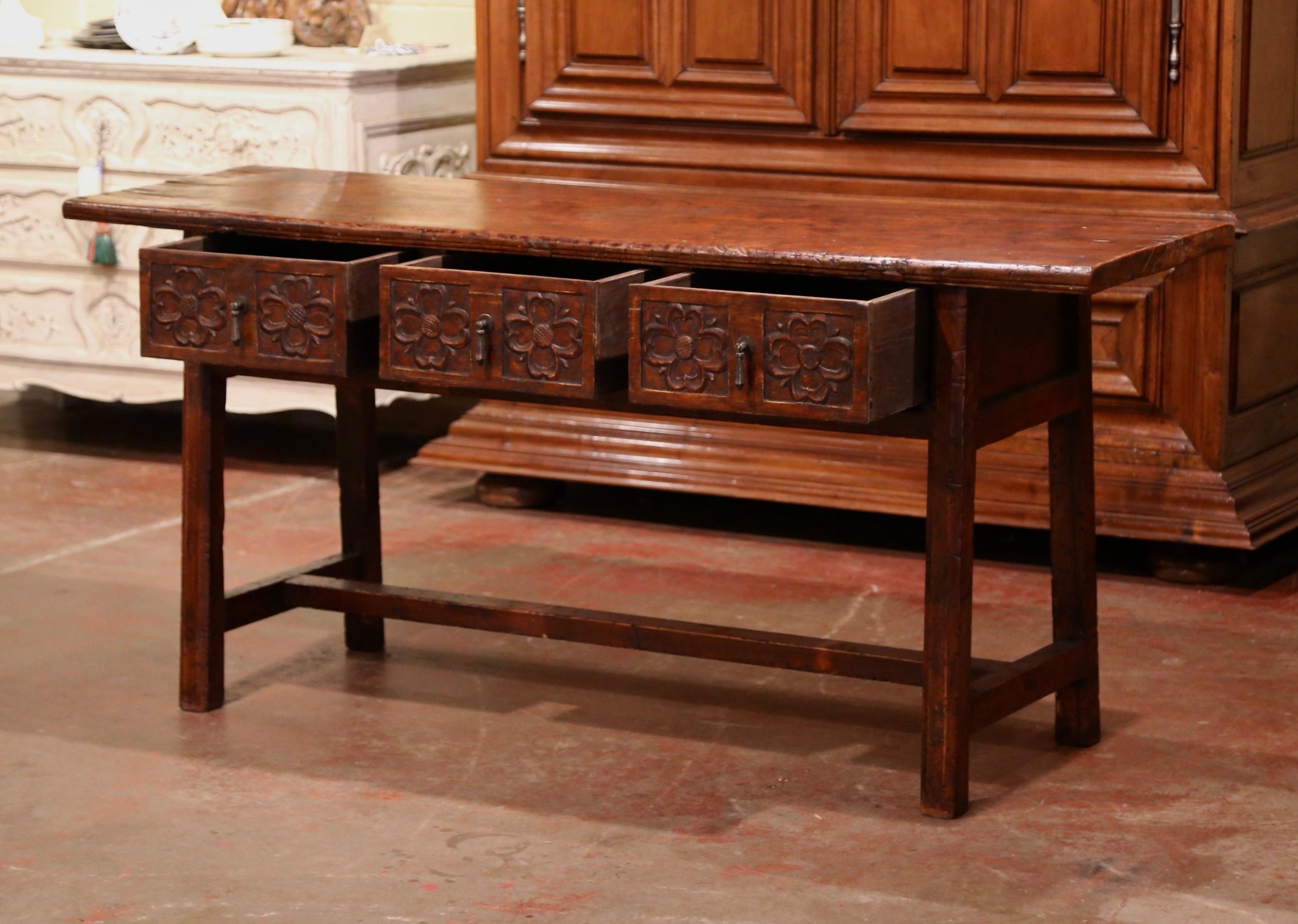 19th Century Spanish Colonial Carved Walnut Console Table with Drawers In Excellent Condition In Dallas, TX