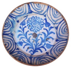 19th Century Spanish Fajalauza White and Blue Glazed Terracotta Plate