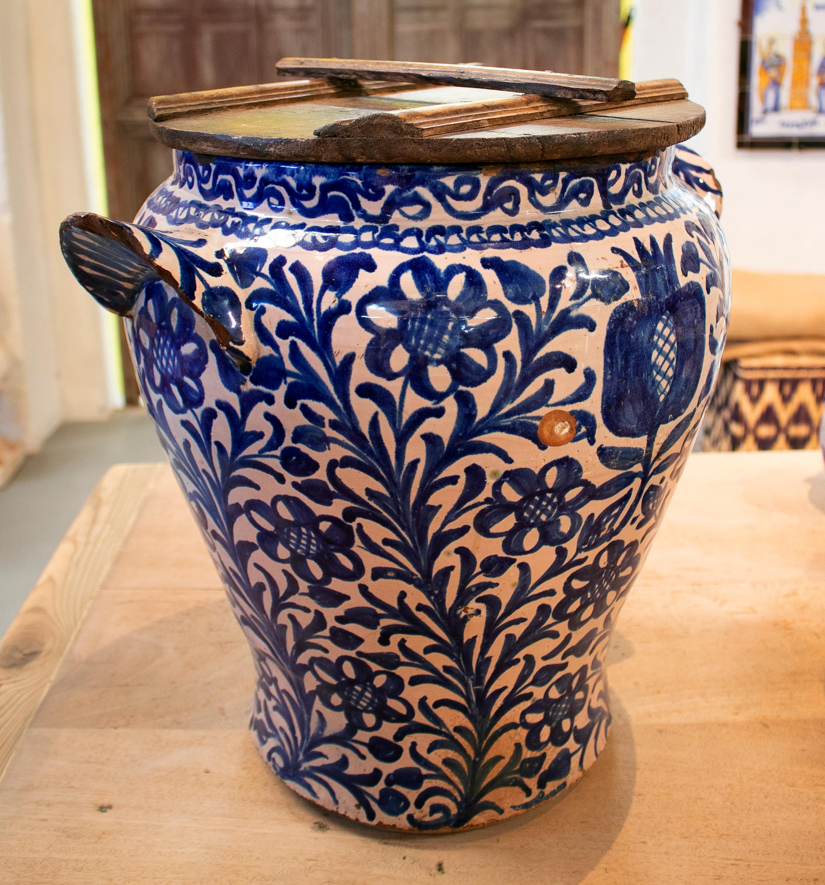 cobalt pottery