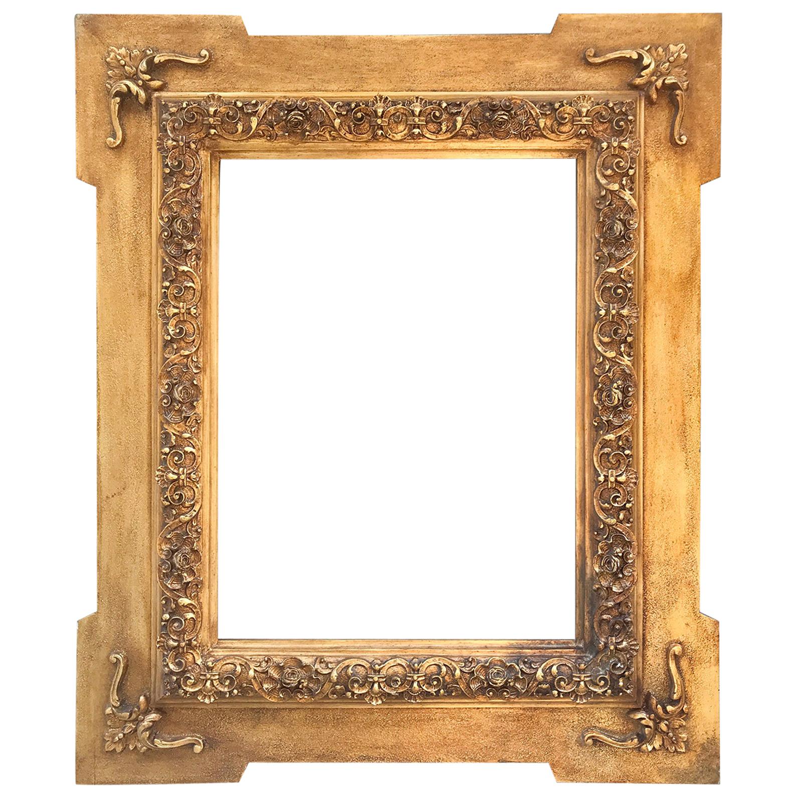 19th Century Spanish Frame of Carved and Gilded Wood For Sale