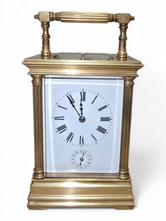 Spanische Kutschenuhr aus vergoldeter Bronze des 19.