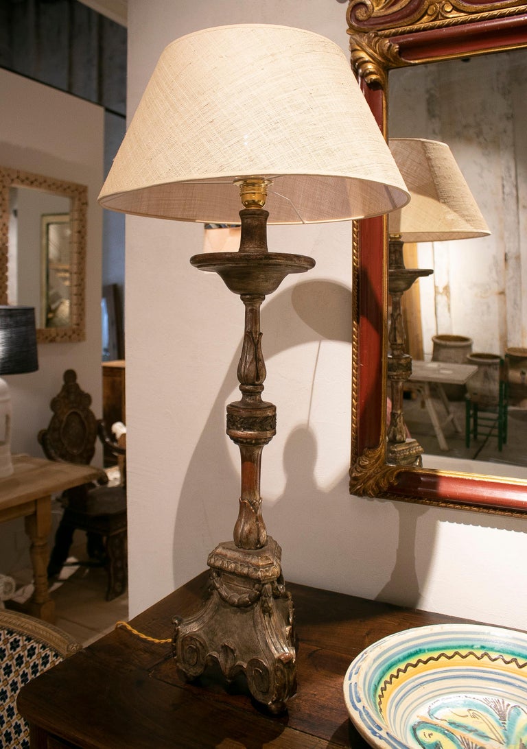 19th Century Spanish Giltwood Candlestick Turned Table Lamp For Sale at