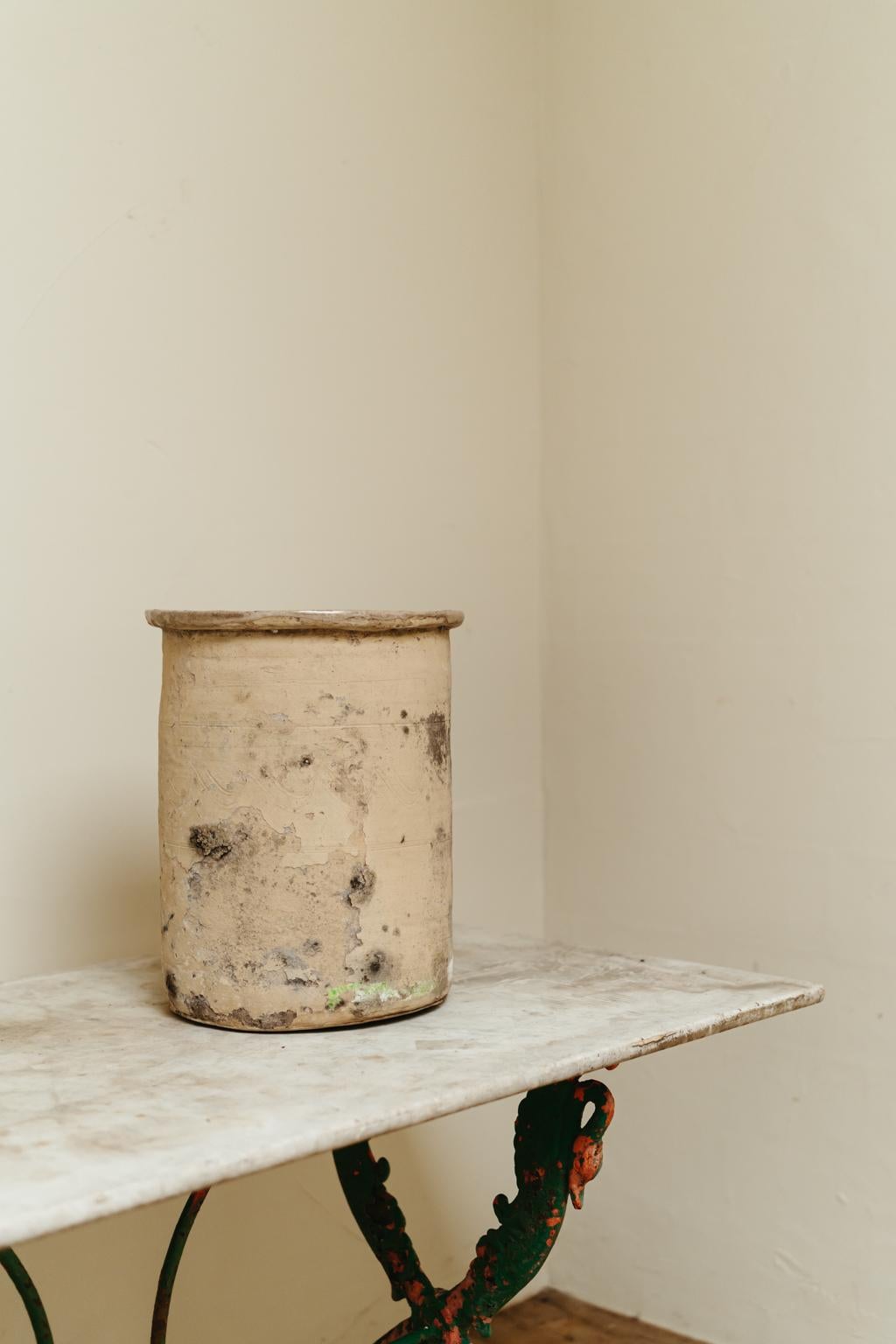 XIXème siècle, Vase en Creamware à glaçure espagnole Bon état - En vente à Brecht, BE