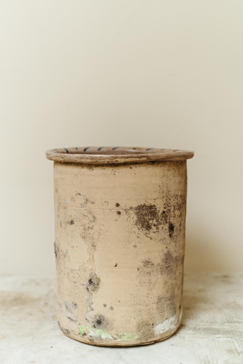 19th Century, Spanish Glazed Creamware Vase For Sale 4