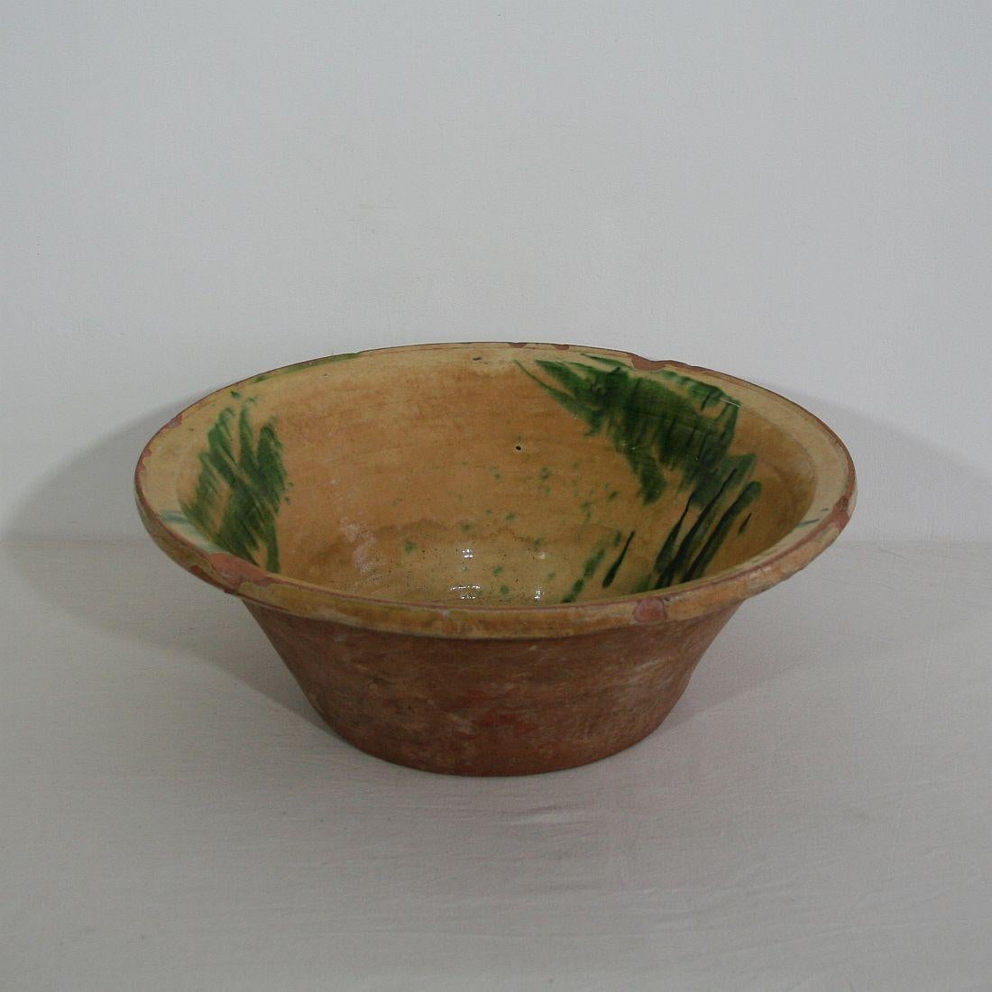 19th Century Spanish Glazed Terracotta Bowl (Spanisch)