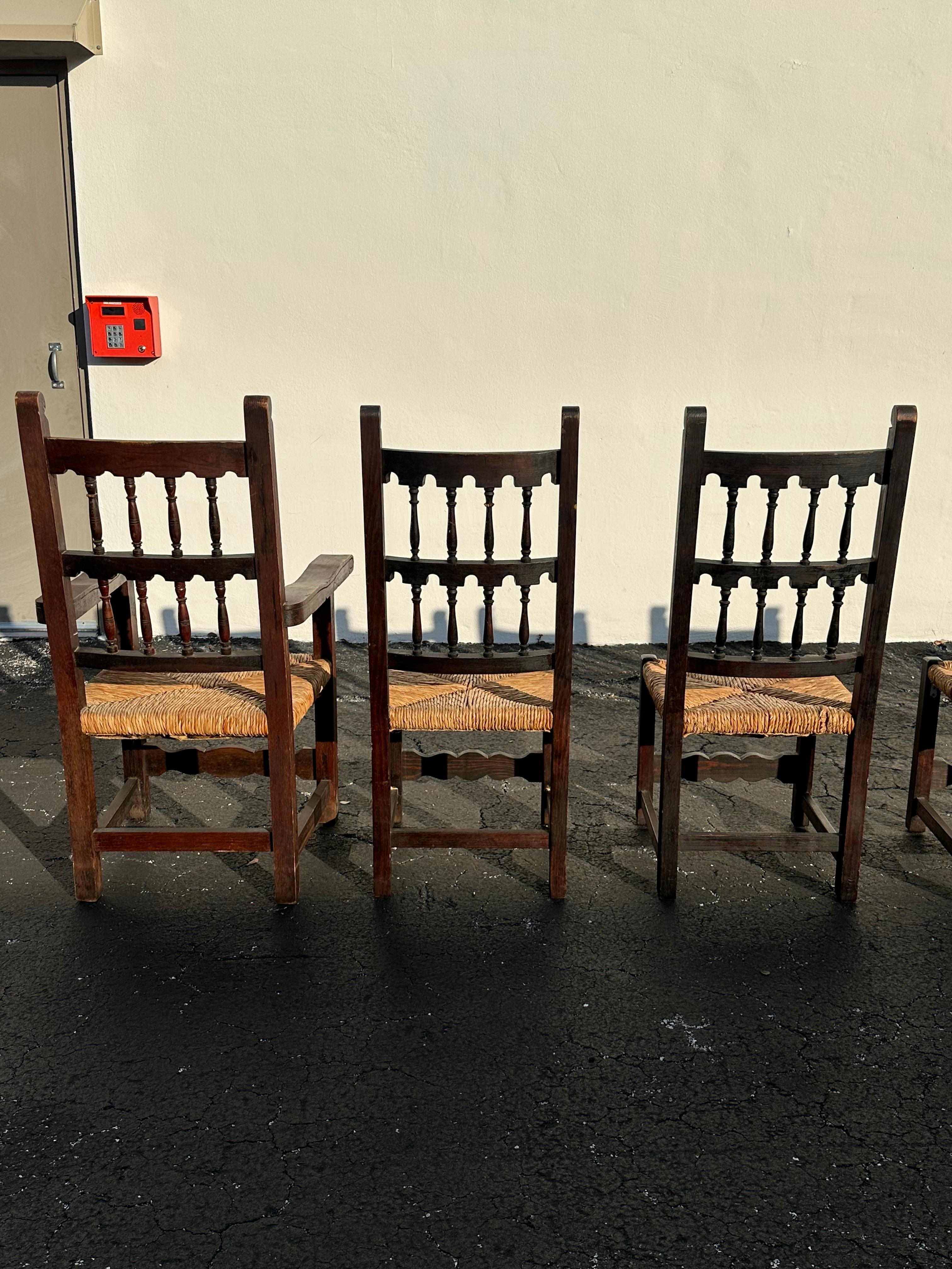 Sedie da pranzo con schienale a scaletta in giunco gotico spagnolo del XIX secolo in vendita 4