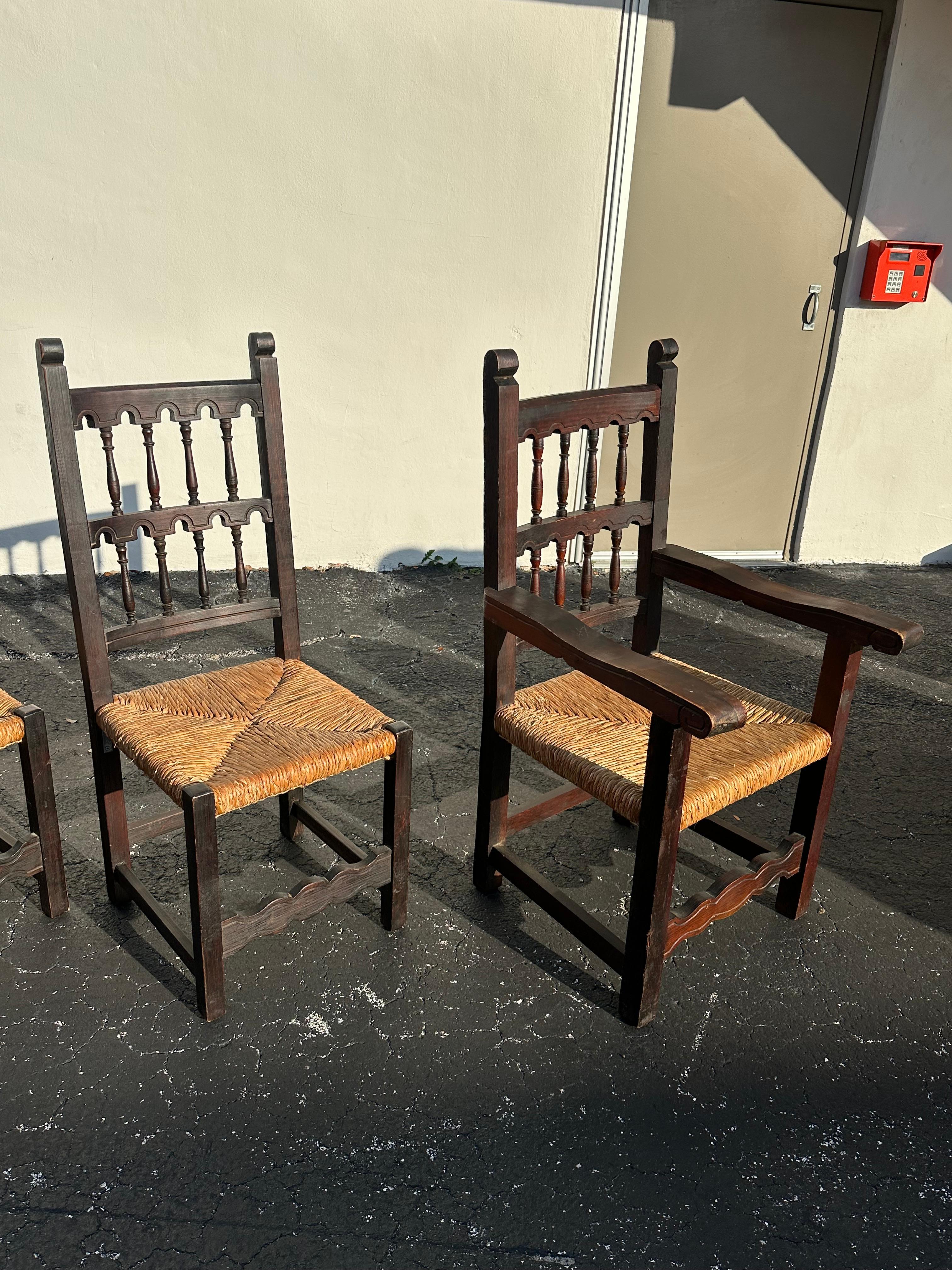 Sedie da pranzo con schienale a scaletta in giunco gotico spagnolo del XIX secolo in vendita 9