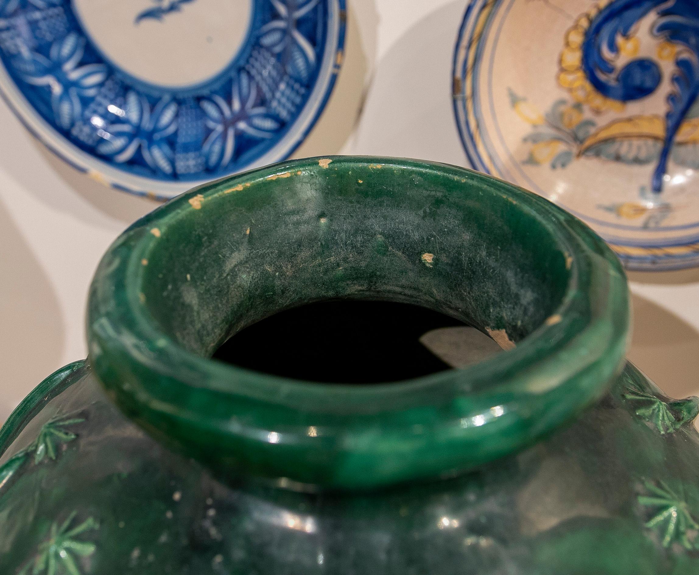 19th Century Spanish Green Glazed Earthenware Jar For Sale 8