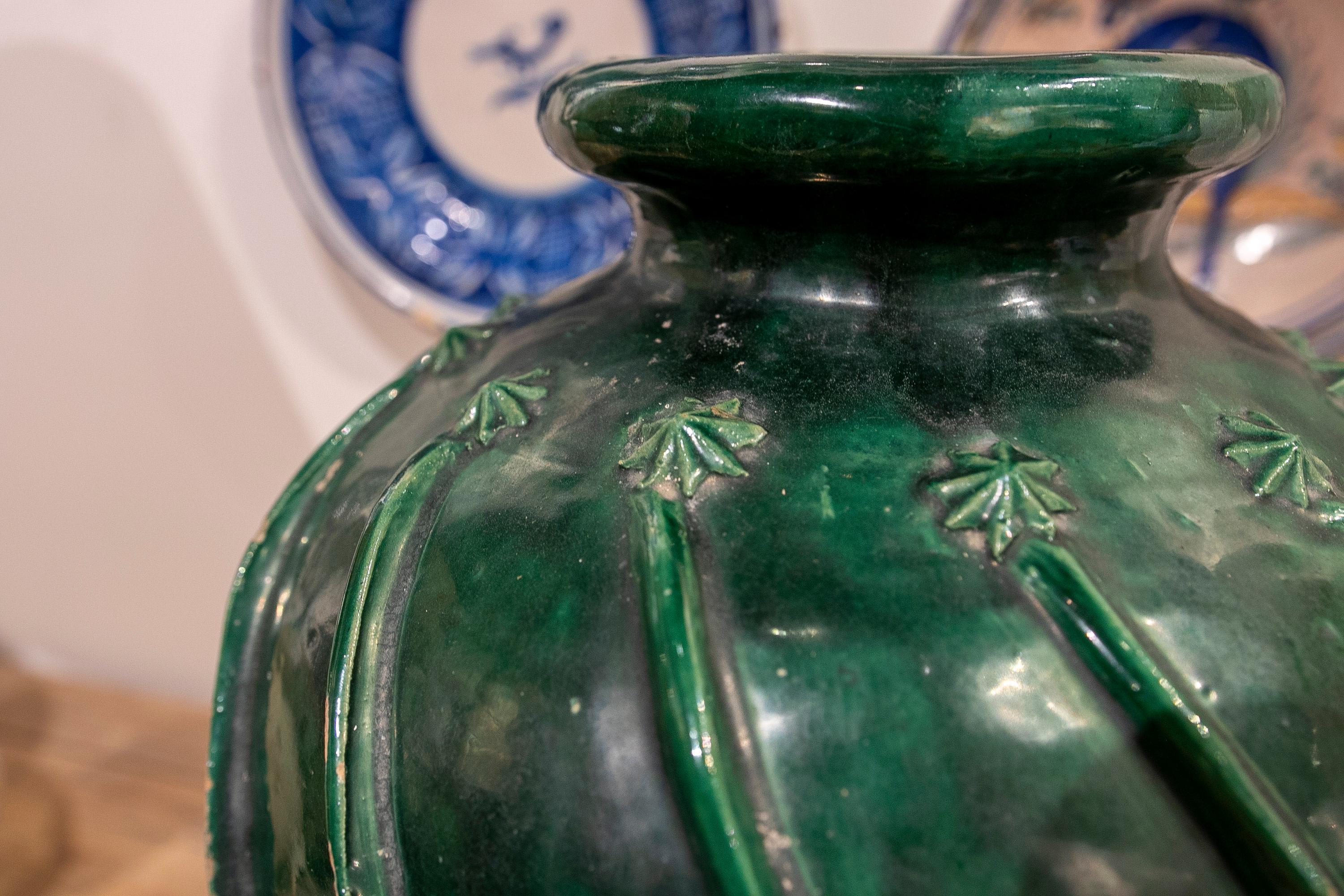 19th Century Spanish Green Glazed Earthenware Jar For Sale 14