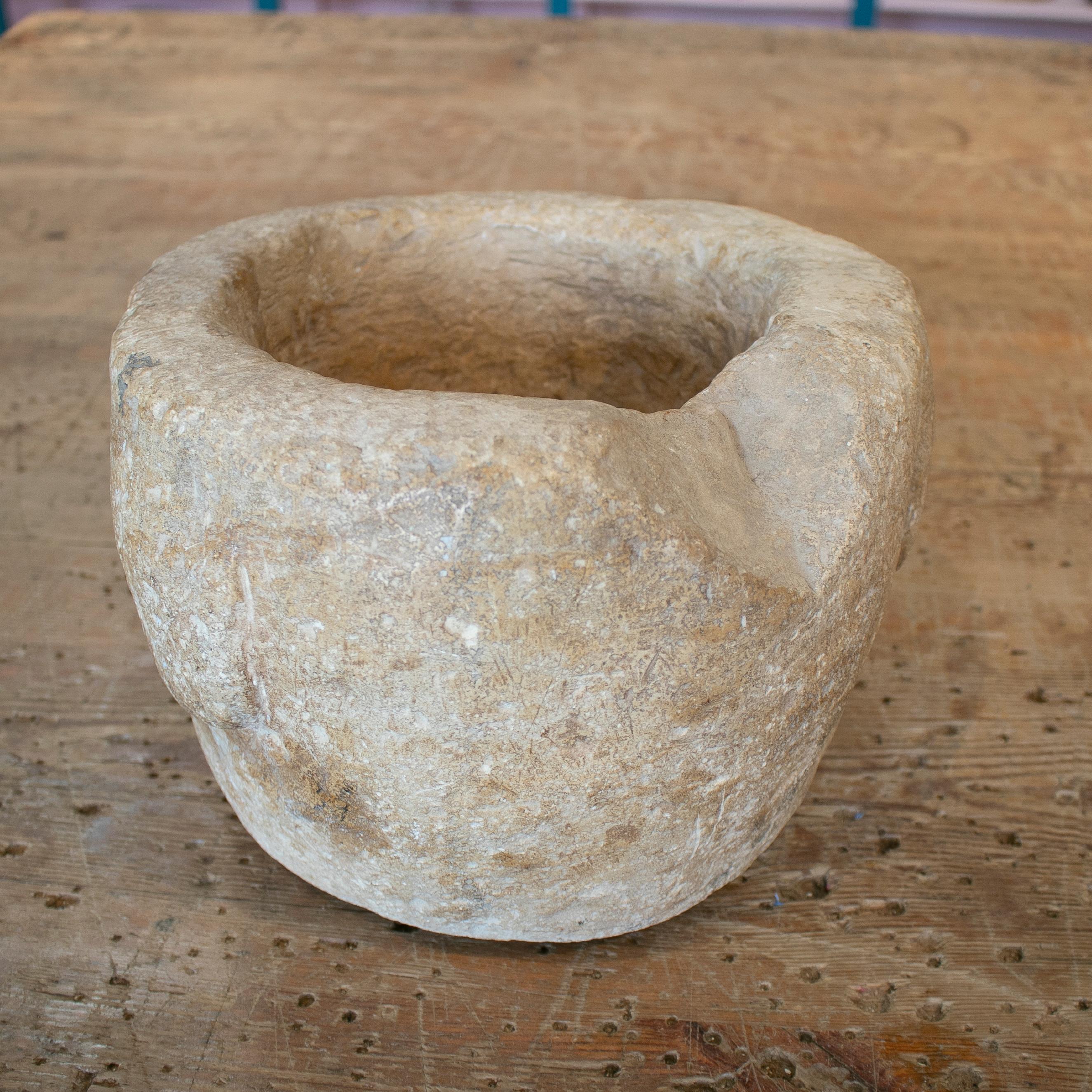 19th Century Spanish Hand Carved Kitchen Stone Mortar In Good Condition In Marbella, ES