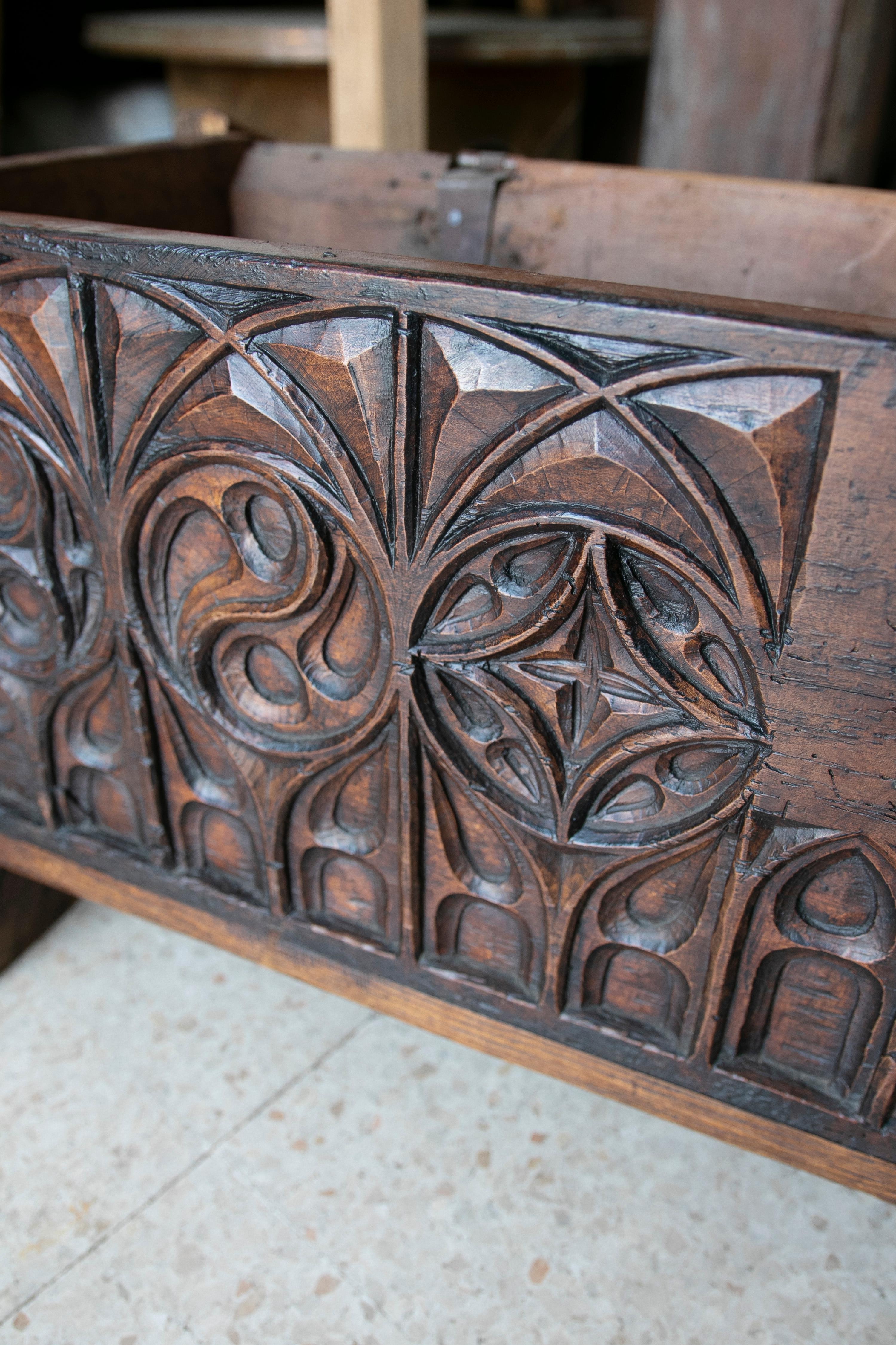 19th Century Spanish Hand Carved Wooden Chest in Neogothic Style 12