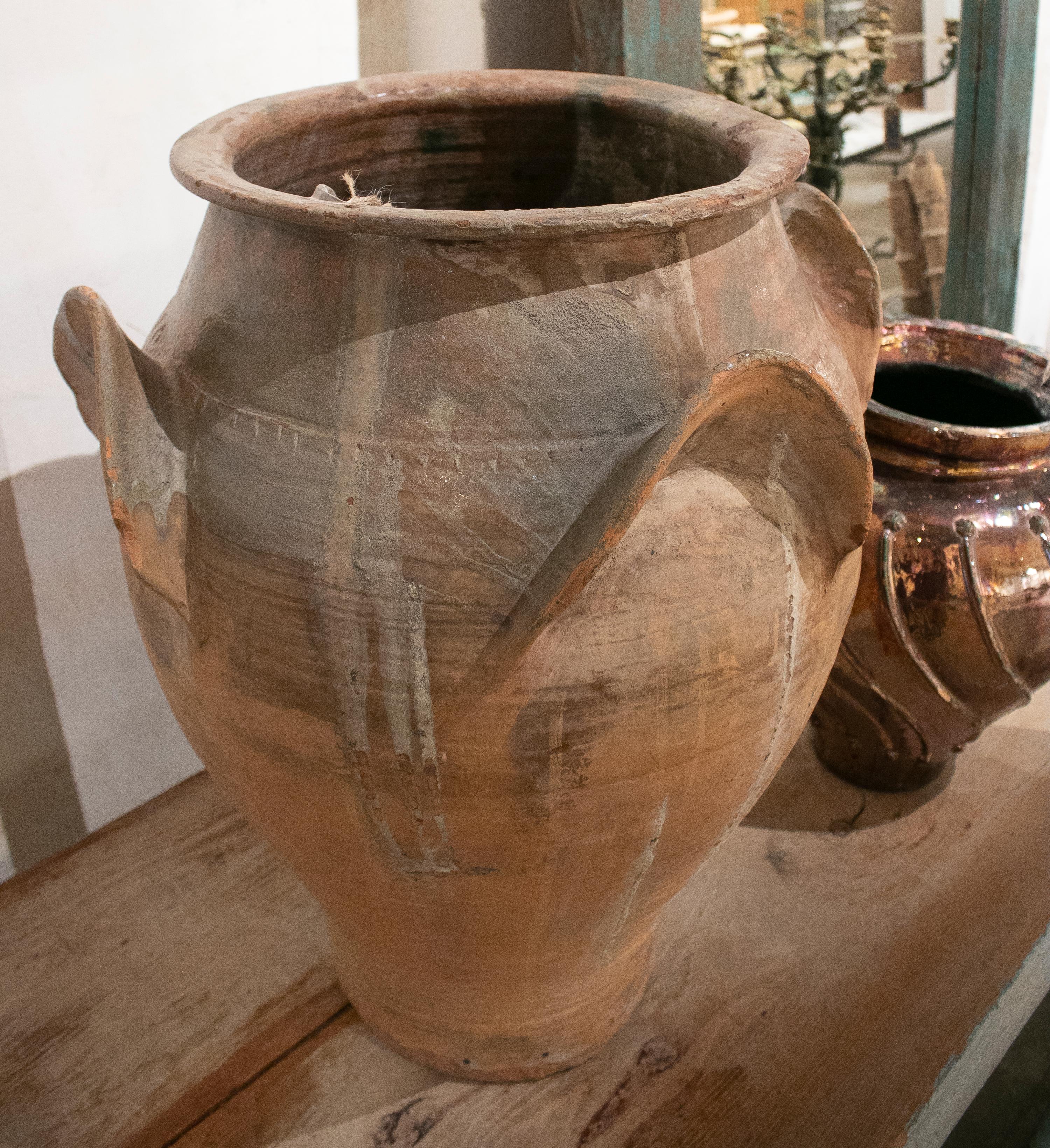 19th Century Spanish Hand Made Terracotta Vase In Good Condition In Marbella, ES