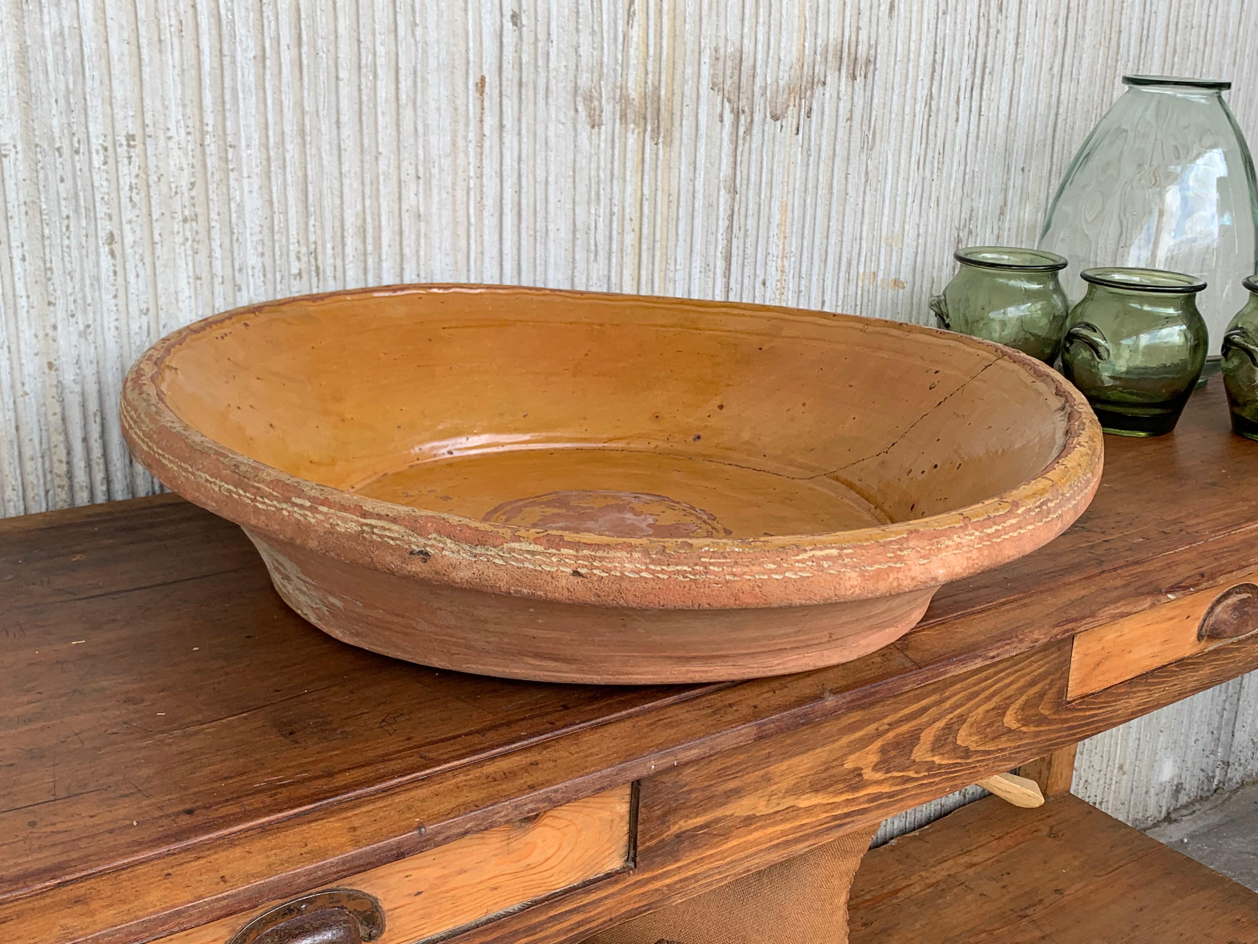 Hand-Woven 19th Century Spanish Hand Thrown and Glazed Mustard Brown Stoneware Pottery Bowl For Sale