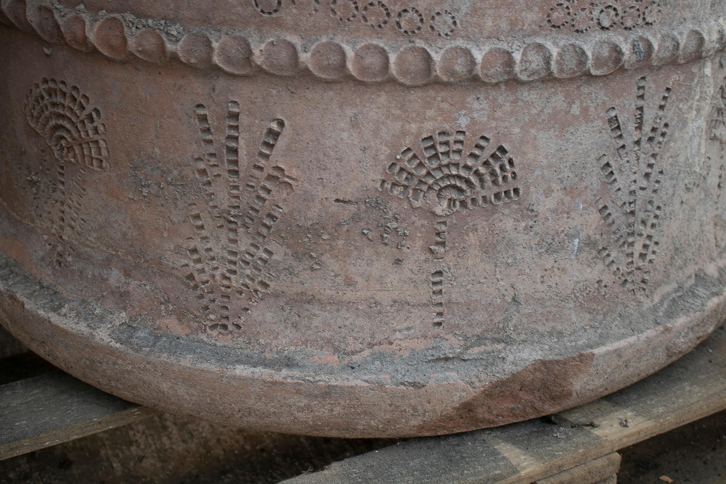 19th Century Spanish Handcrafted Terracotta Water Well 6