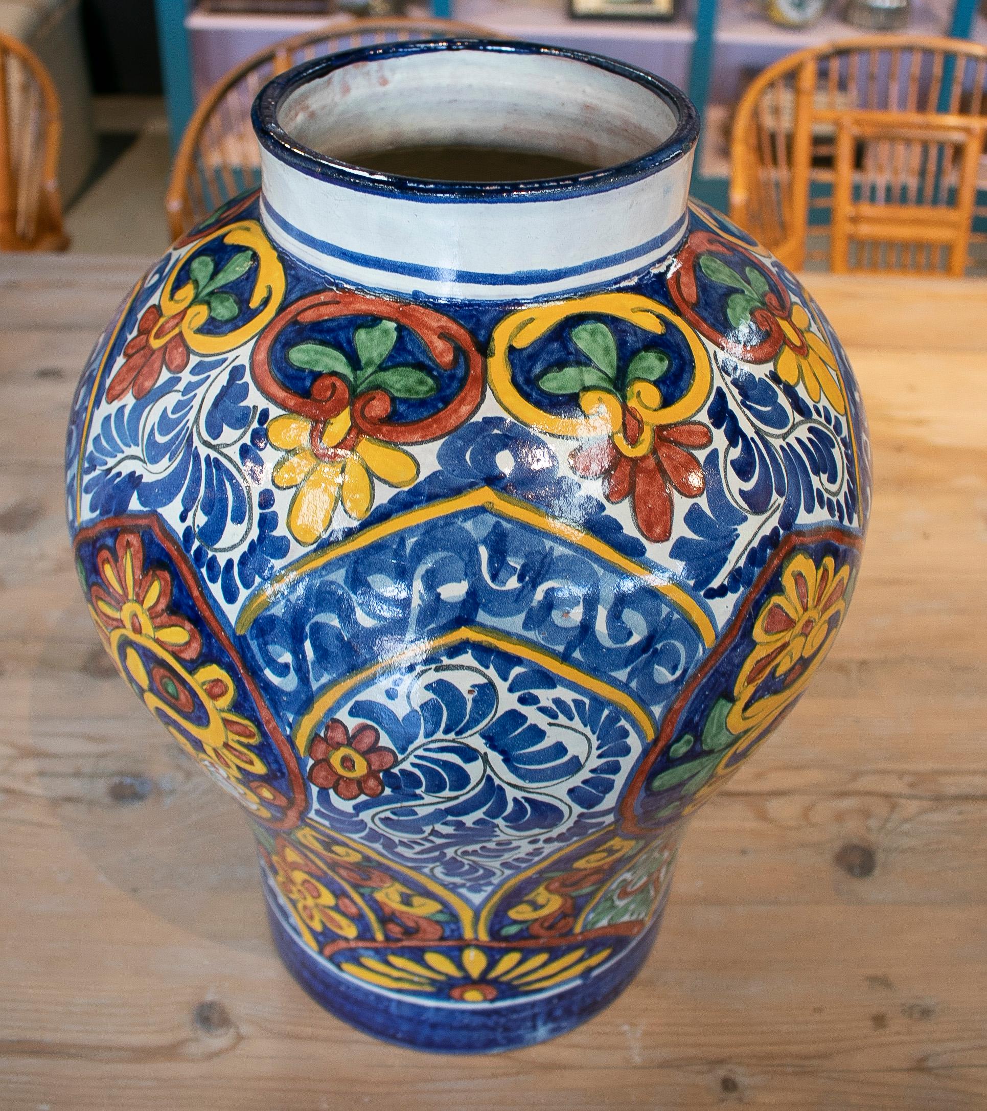 Jarrón de cerámica tradicional española del siglo XIX Firmado Alba H. Ennex Cerámico en venta