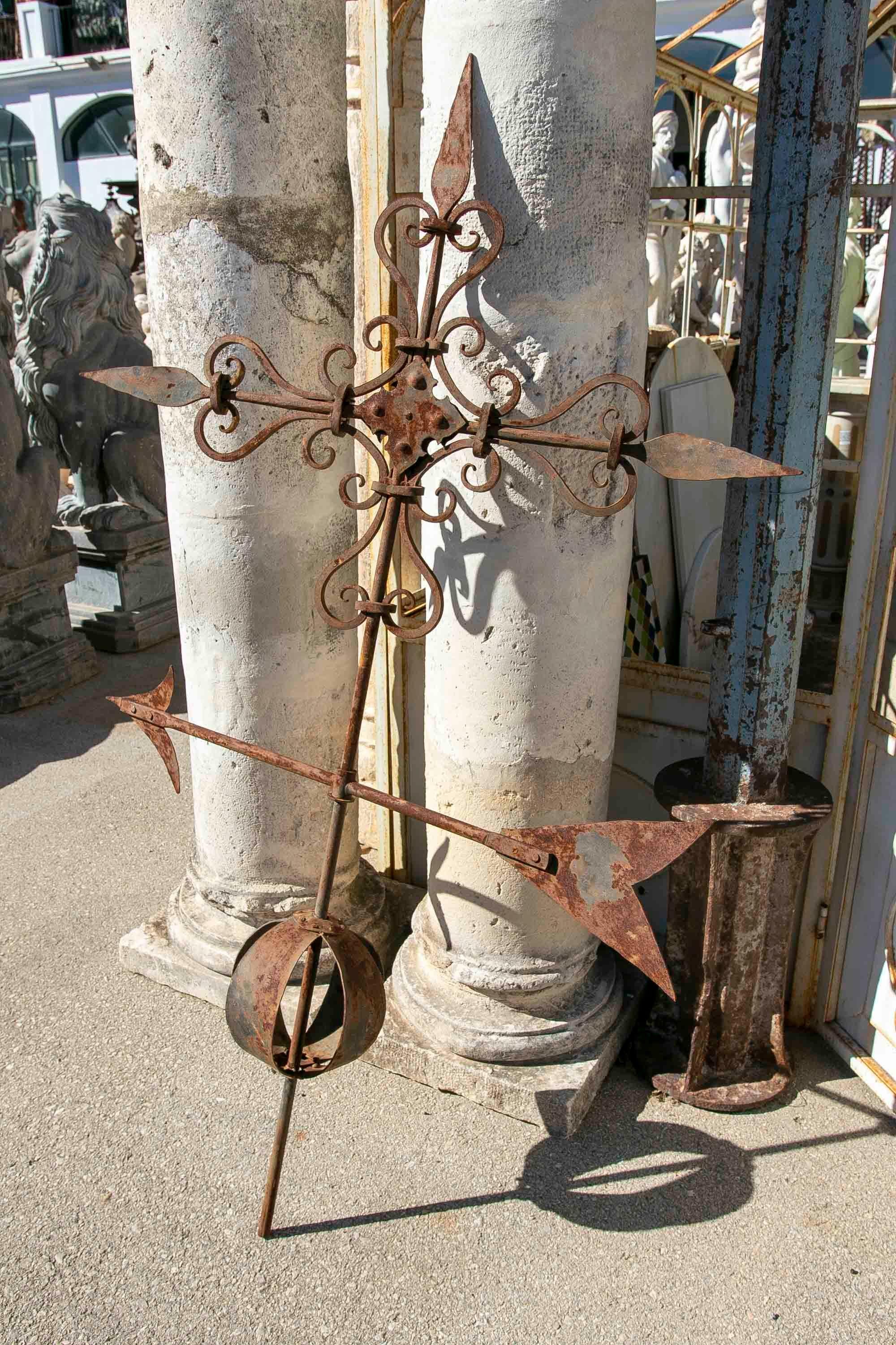 19th Century Spanish Iron Weathervane from the Top of a Building. In Good Condition For Sale In Marbella, ES