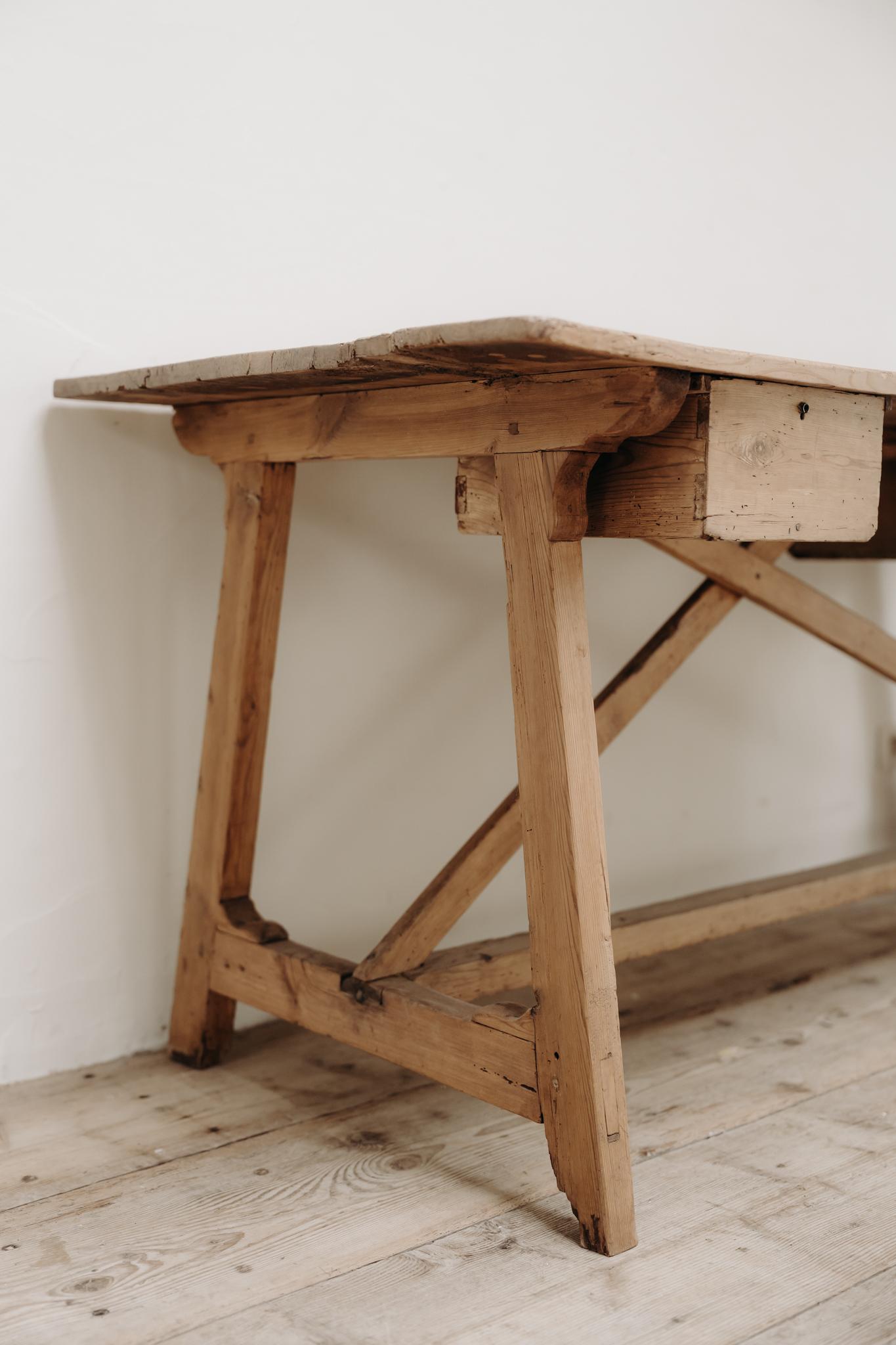 Mesa de cocina española del siglo XIX ... Castaño en venta
