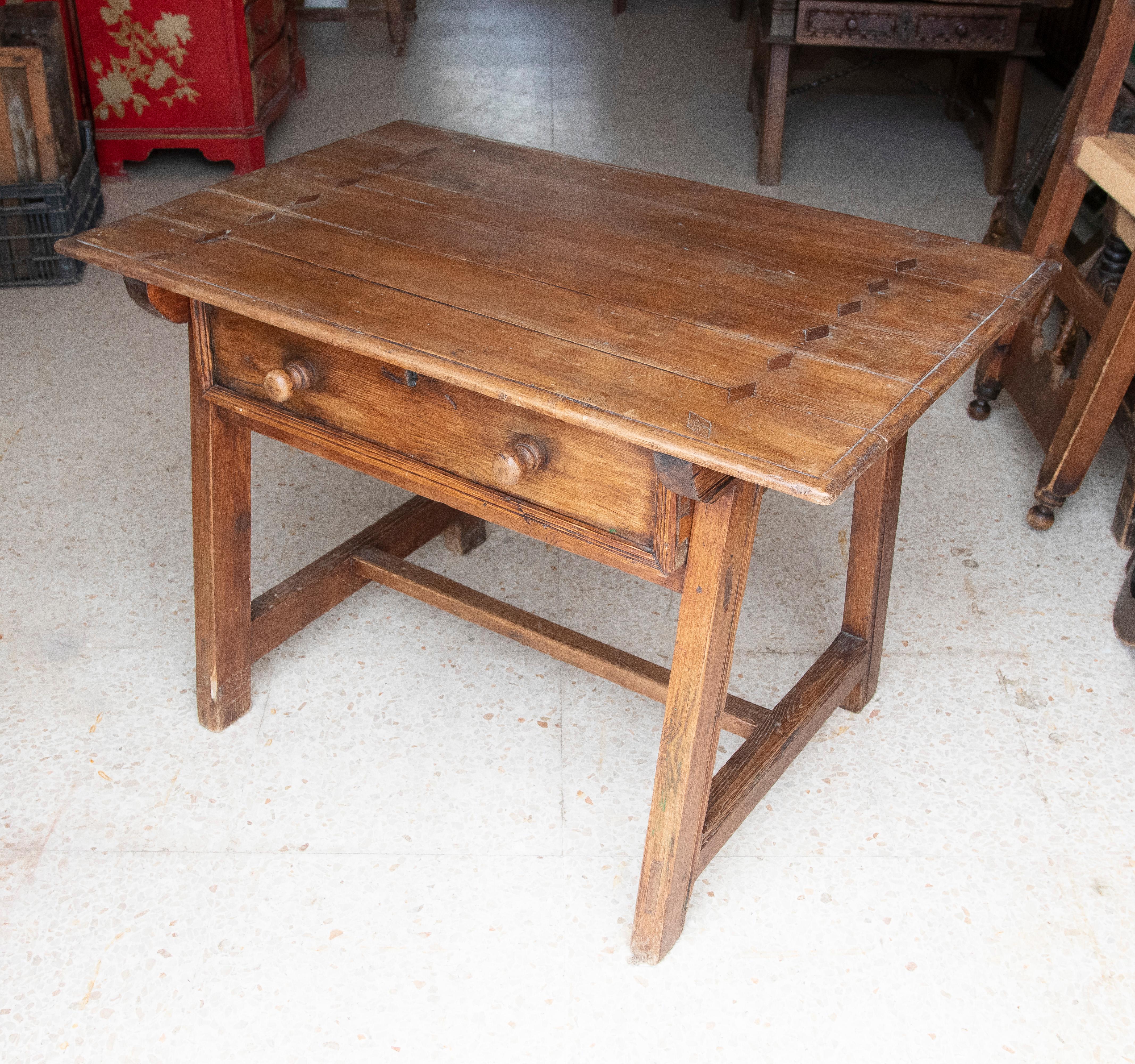 19th Century Spanish Kitchen Work Table with Drawer and Iron Decorations In Good Condition For Sale In Marbella, ES
