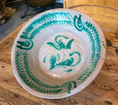 Gran cuenco de cerámica granadina "Lebrillo" del siglo XIX