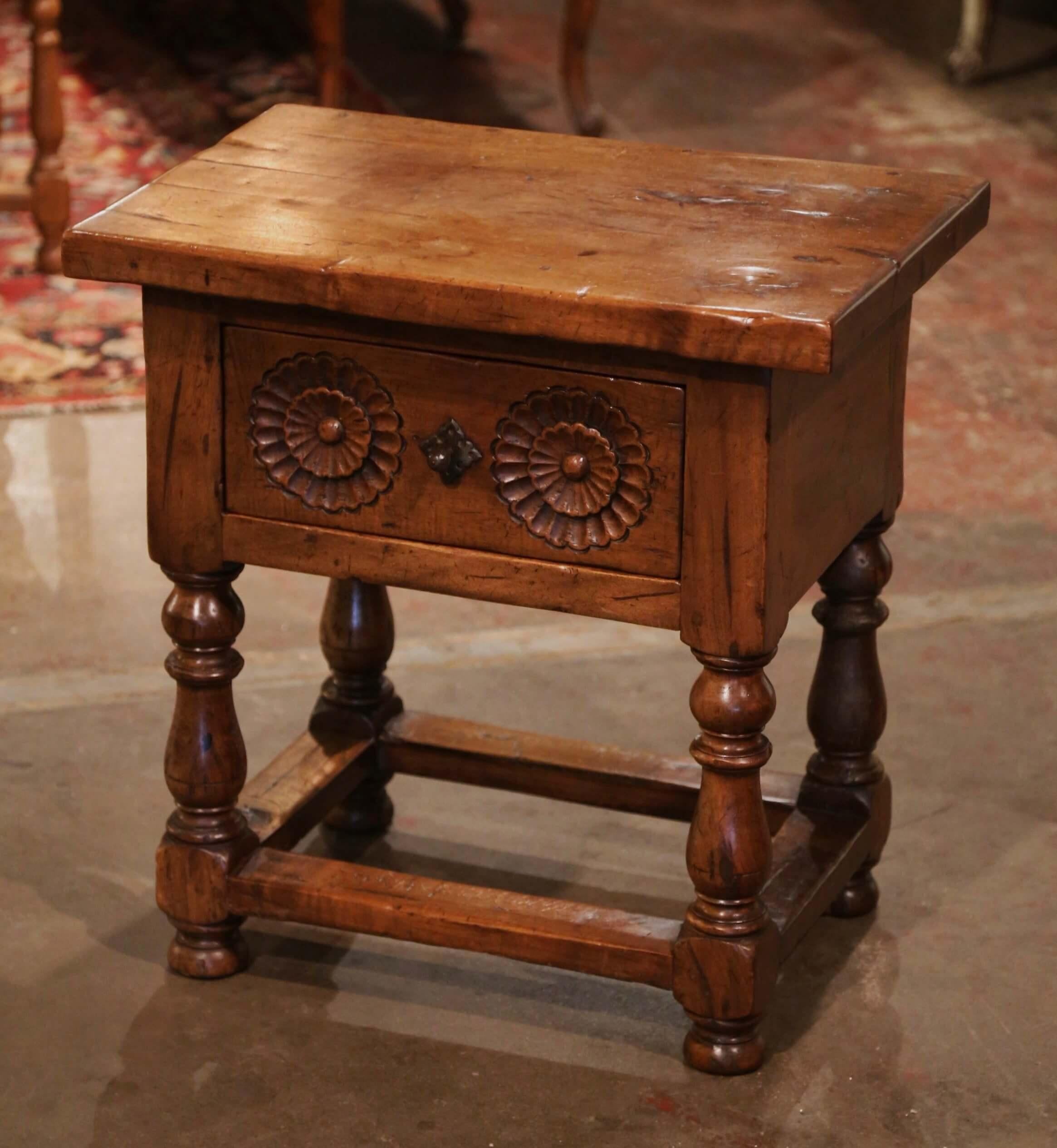 19th Century Spanish Louis XIII Carved Walnut Side Table on Turned Legs 1