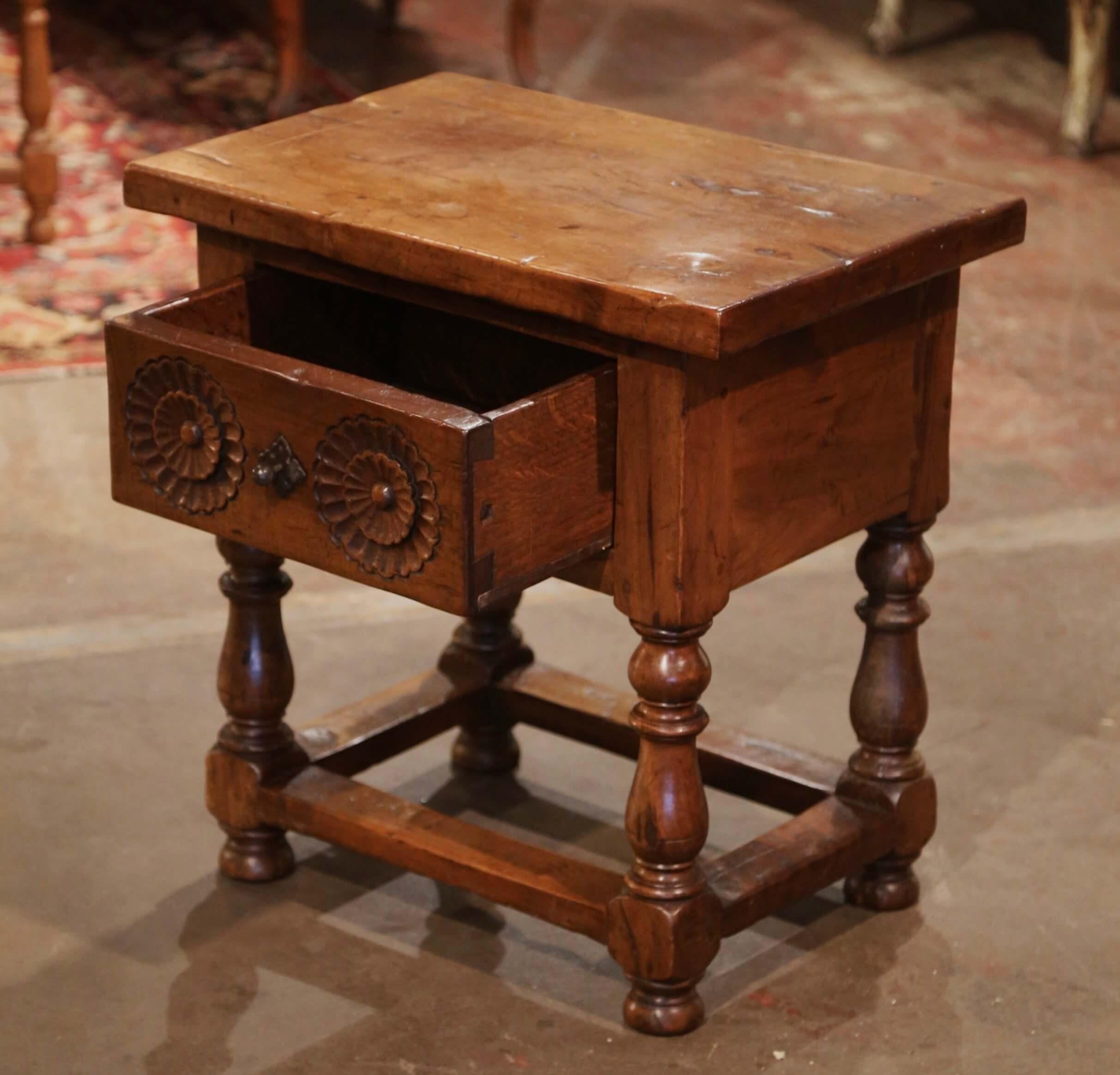 19th Century Spanish Louis XIII Carved Walnut Side Table on Turned Legs 3