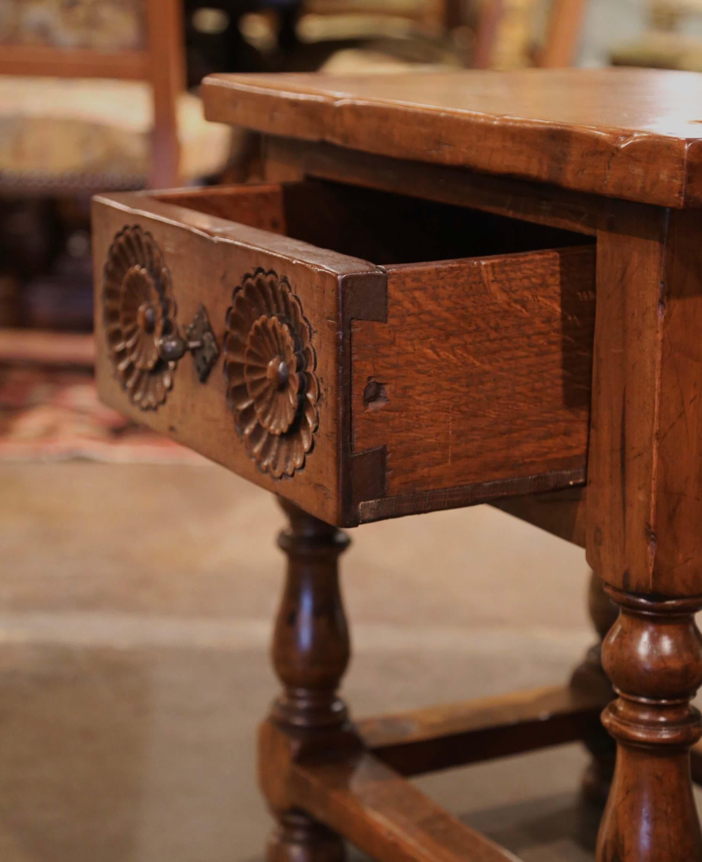 19th Century Spanish Louis XIII Carved Walnut Side Table on Turned Legs 4