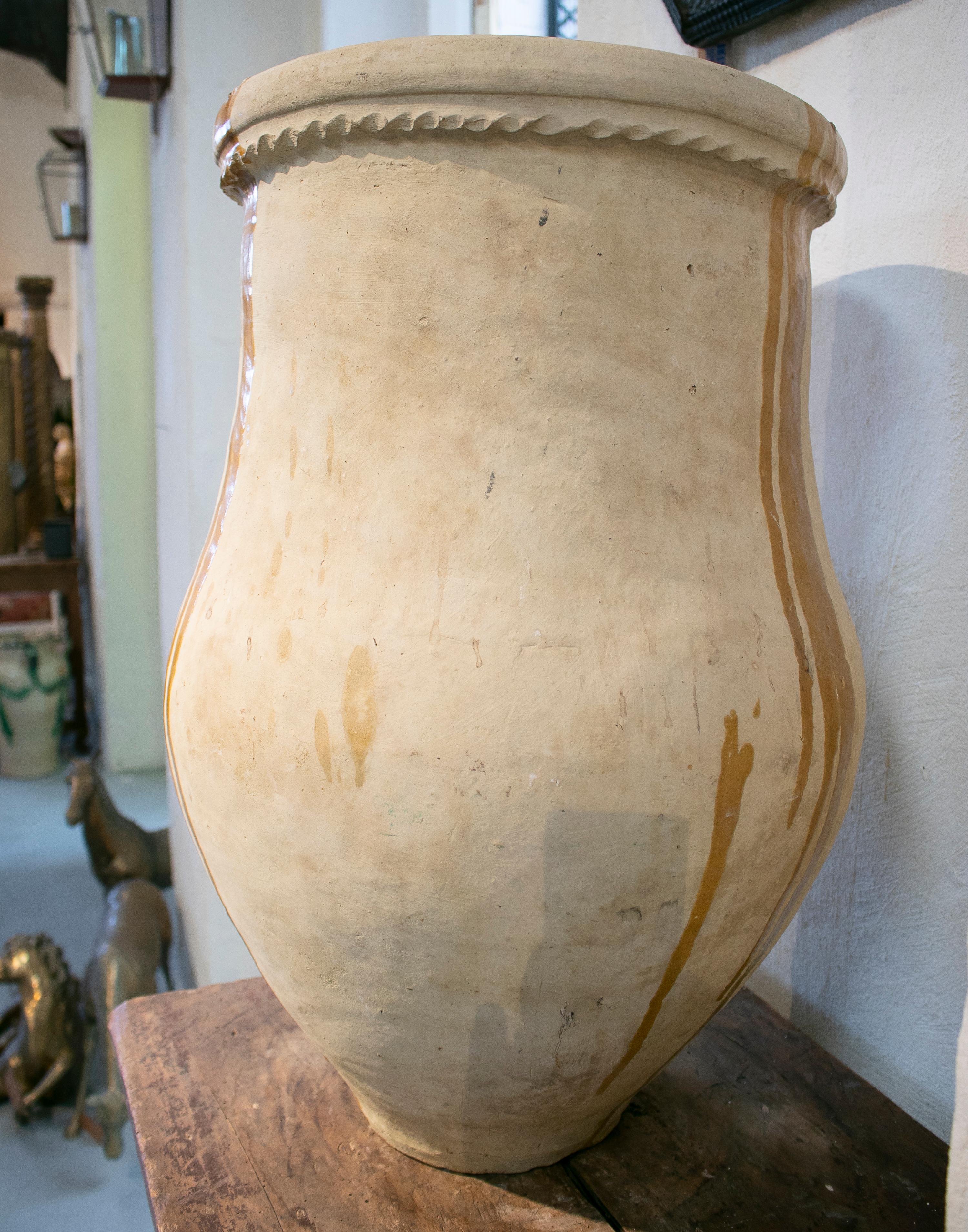 19th century Spanish Lucena earthenware ceramic pot.