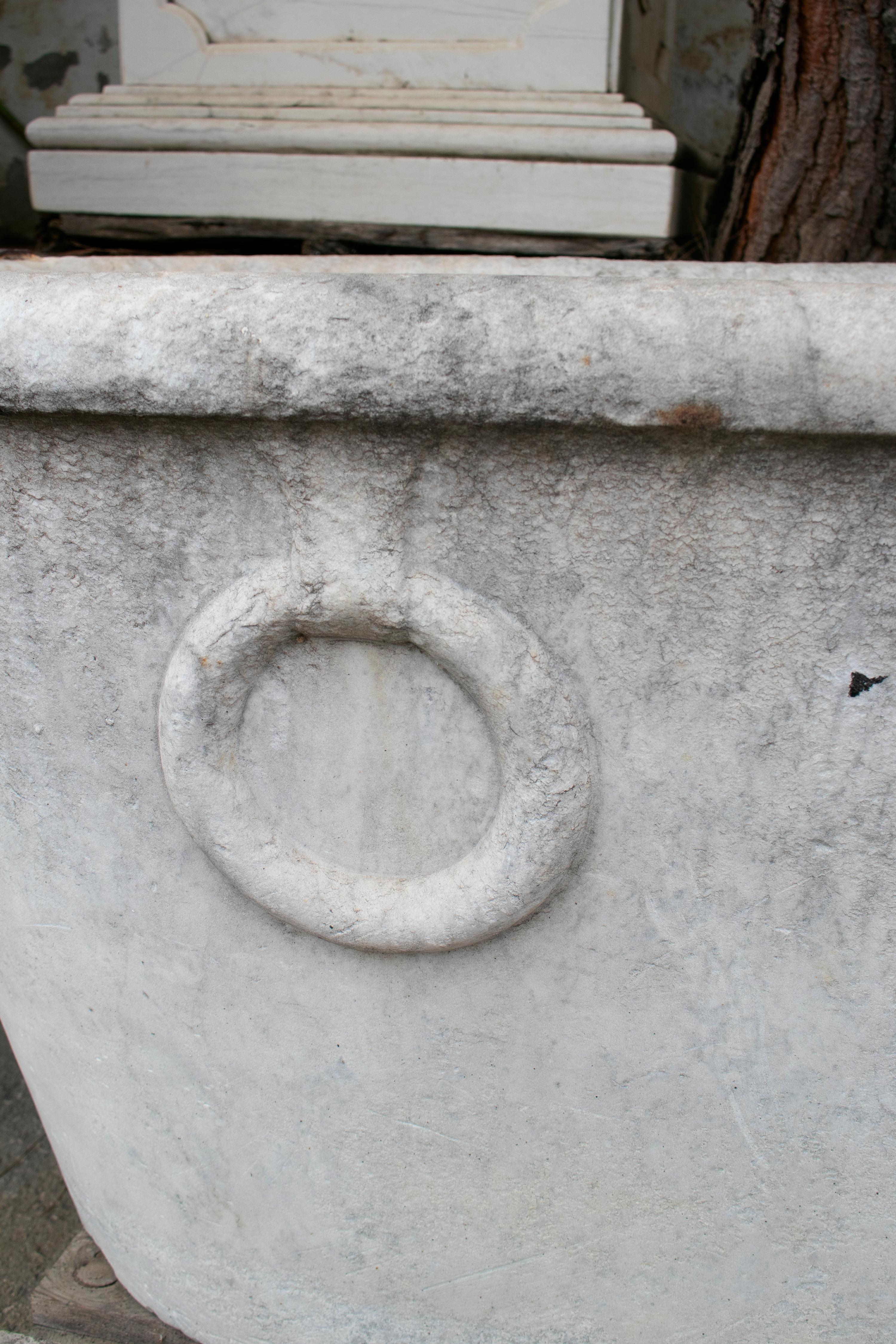 19th Century Spanish Marble Bath with Rings Restored Using Iron Grapples For Sale 3
