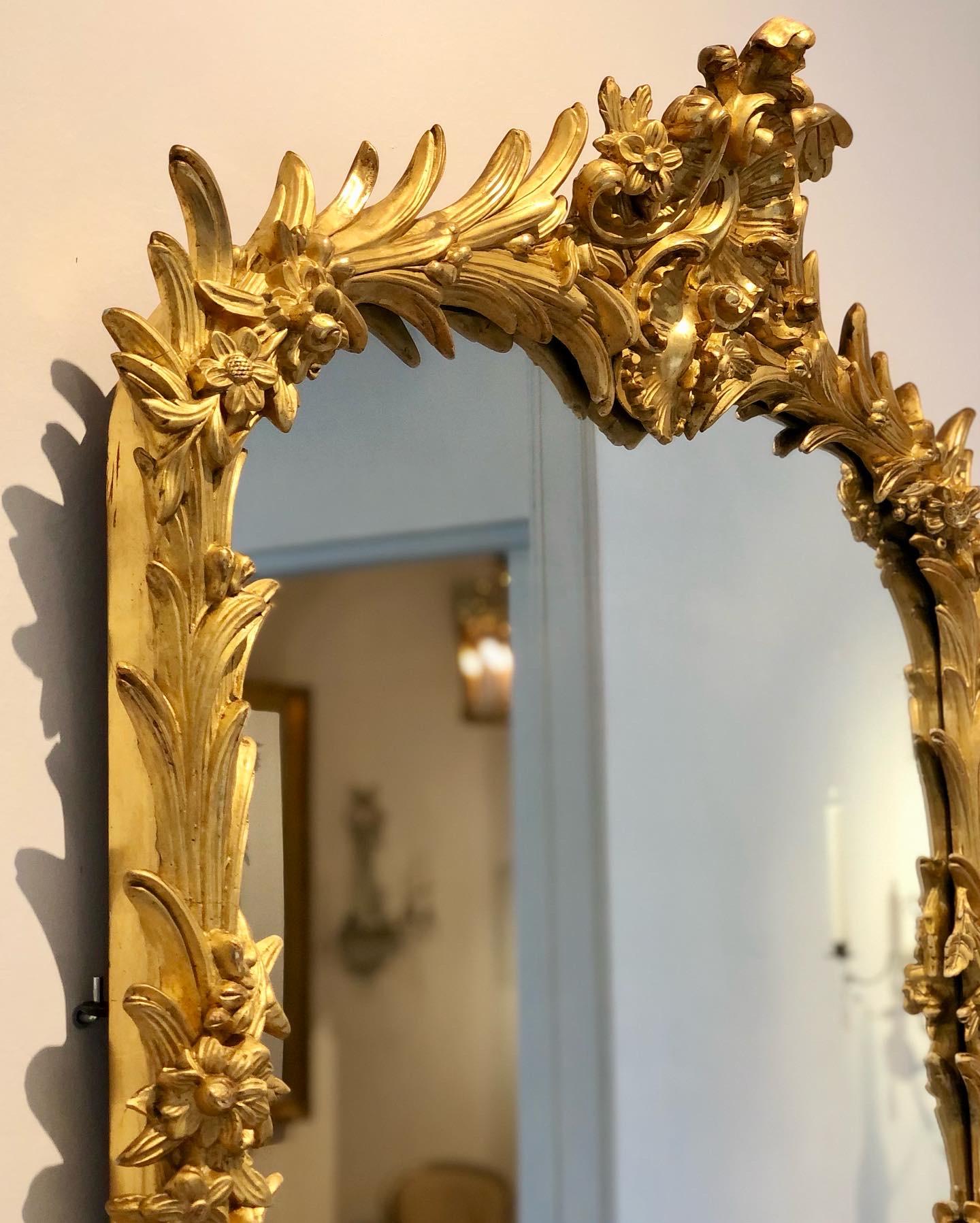 Hand-Carved 19th Century Spanish Neo Rococo Mirror For Sale