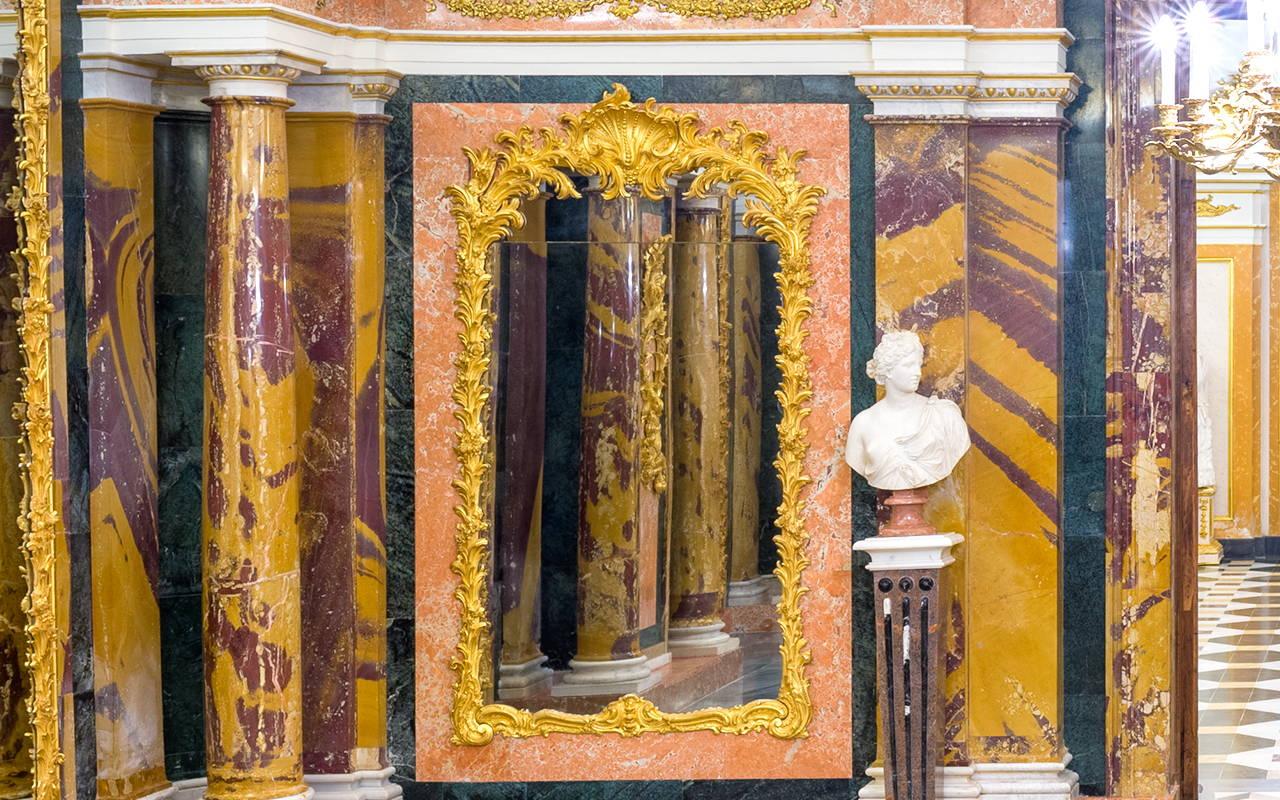 19th Century Spanish Neo Rococo Mirror For Sale 2