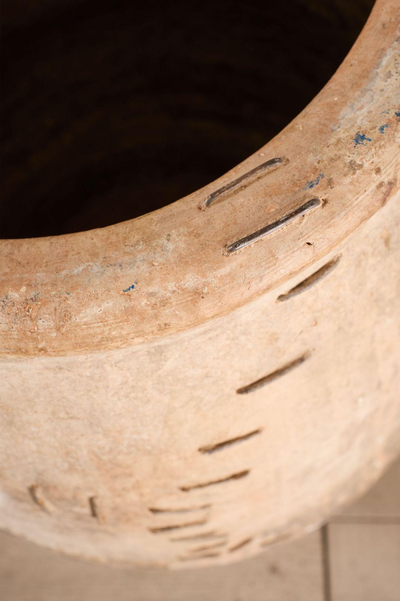 Olla española del siglo XIX - Grapada en venta 1