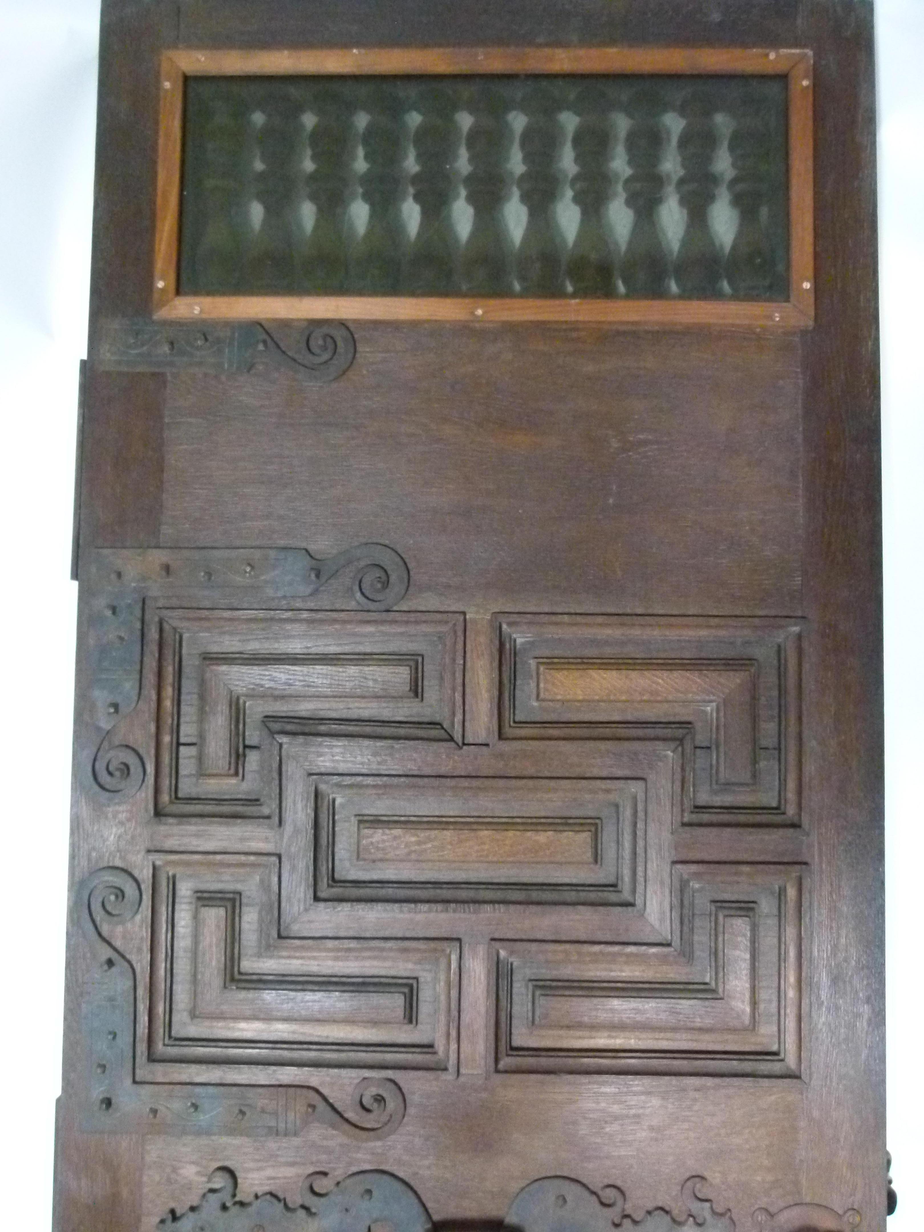 19th Century Original Chestnut Spanish Door 13