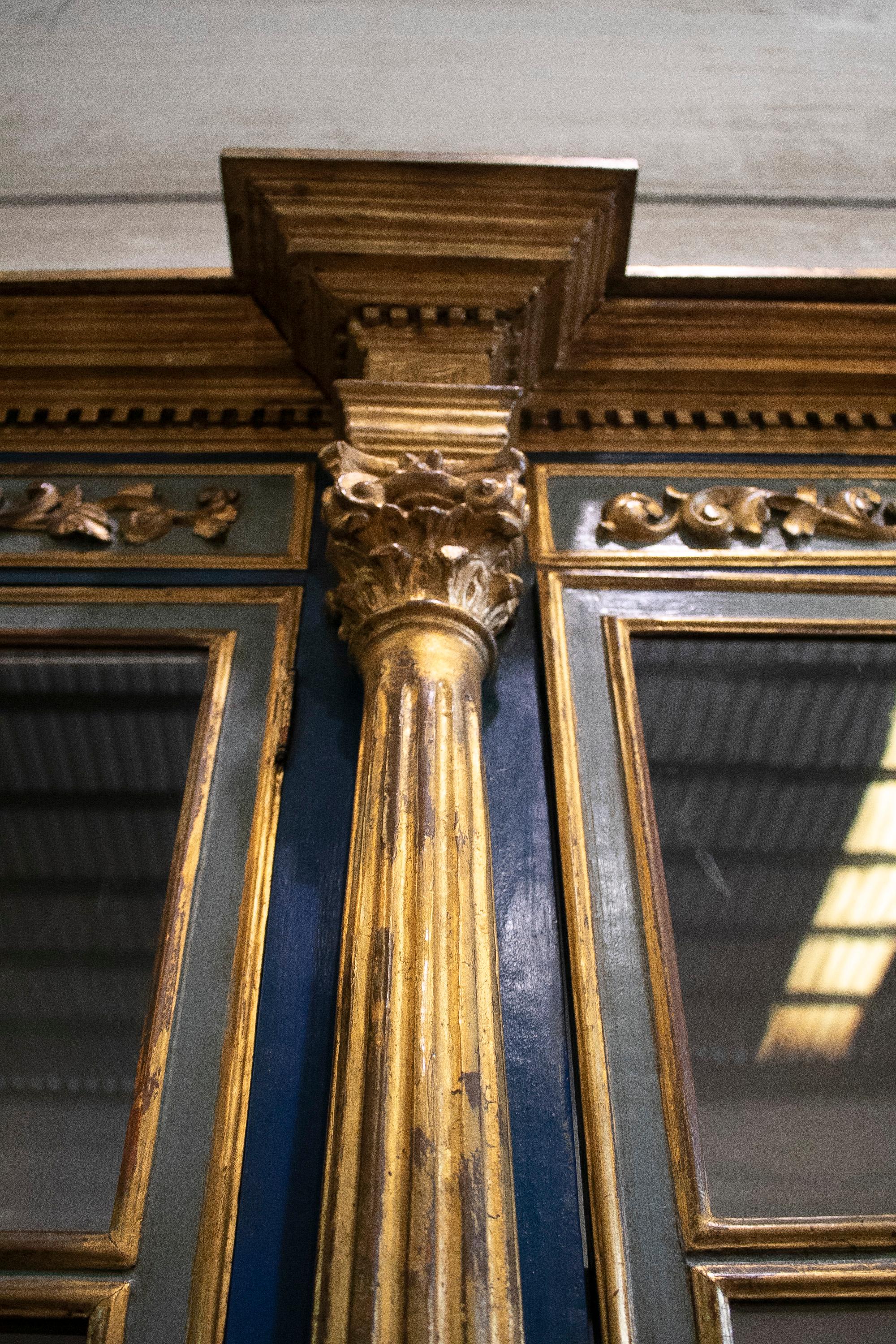 19th Century Spanish Painted Glass Cabinet w/ Doors and Corinthian Columns 13