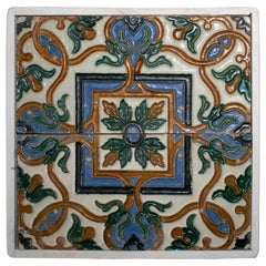 Coppia di piastrelle in ceramica smaltata colorata "Cuerda Seca" del XIX secolo con cornice