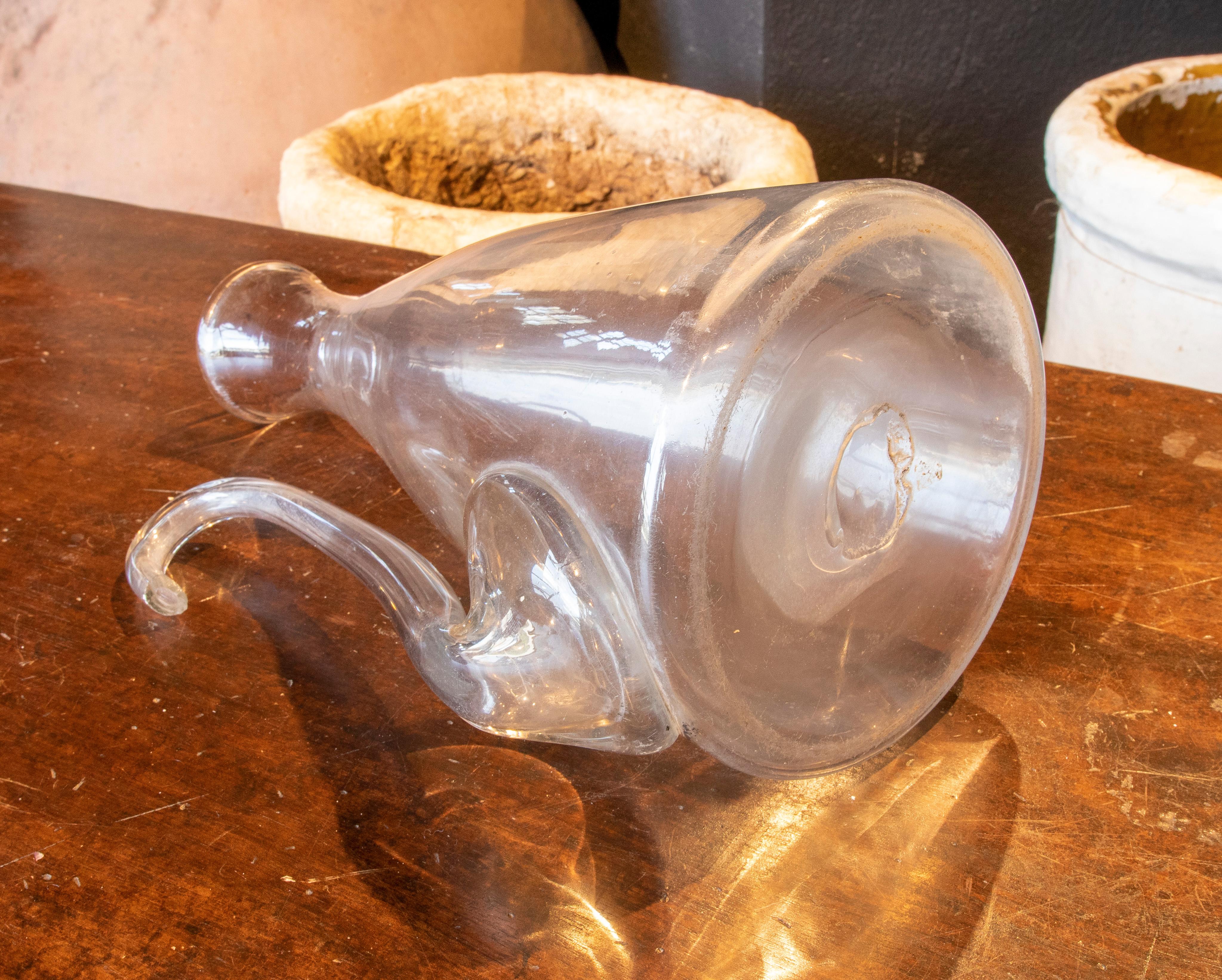 19th Century Spanish Pharmacy Bottle Made with Blowing Technique For Sale 7