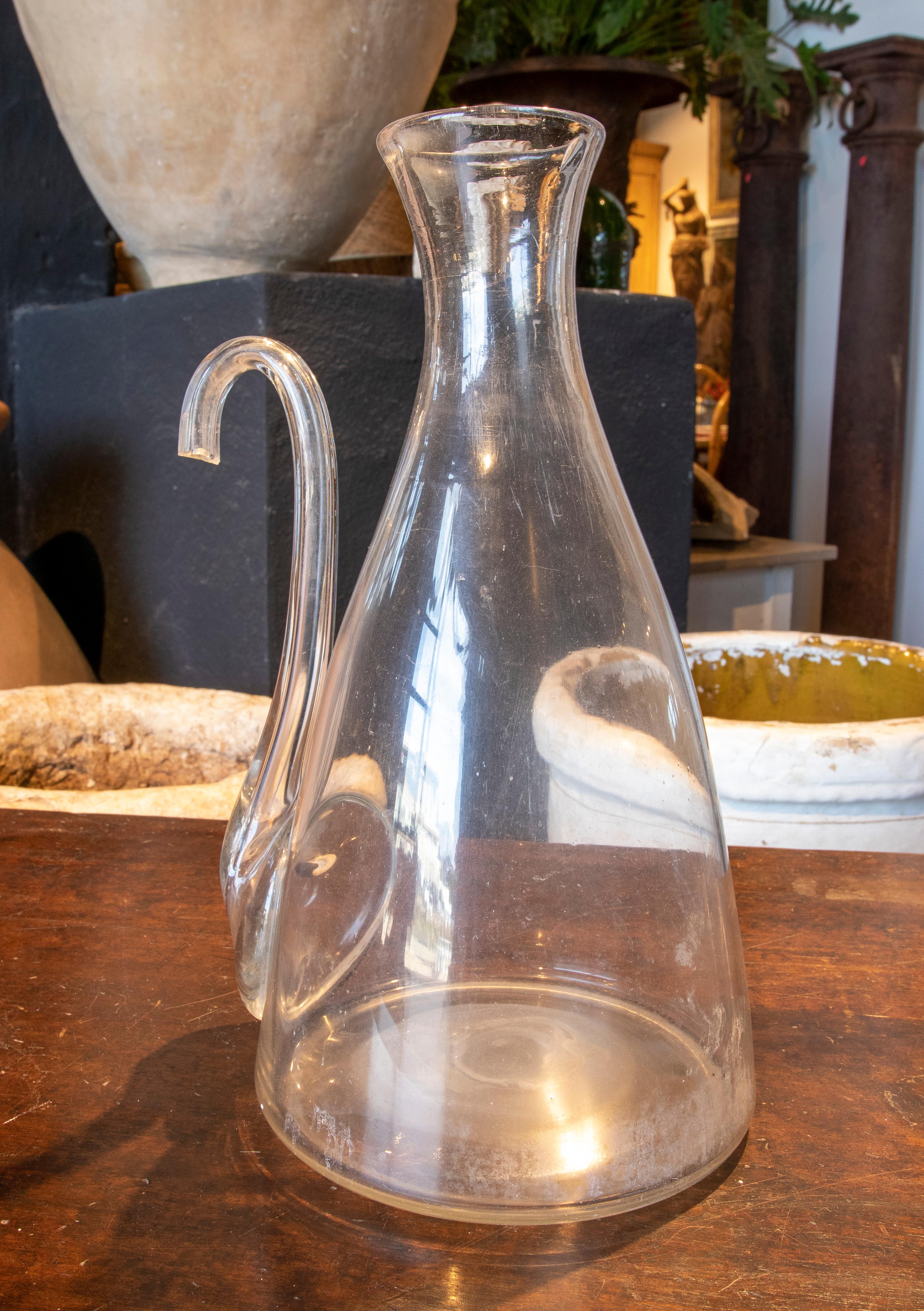 Spanische Apothekerflasche aus dem 18. Jahrhundert, hergestellt mit der Technik des Blasens.